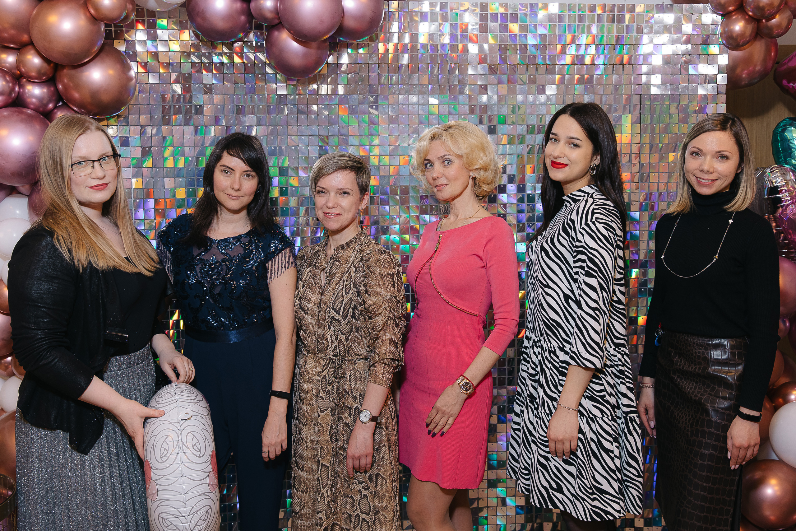 Корпоратив 8 Марта в CTI. Свадебный фотограф Москва Саша Серегина (Сашина)