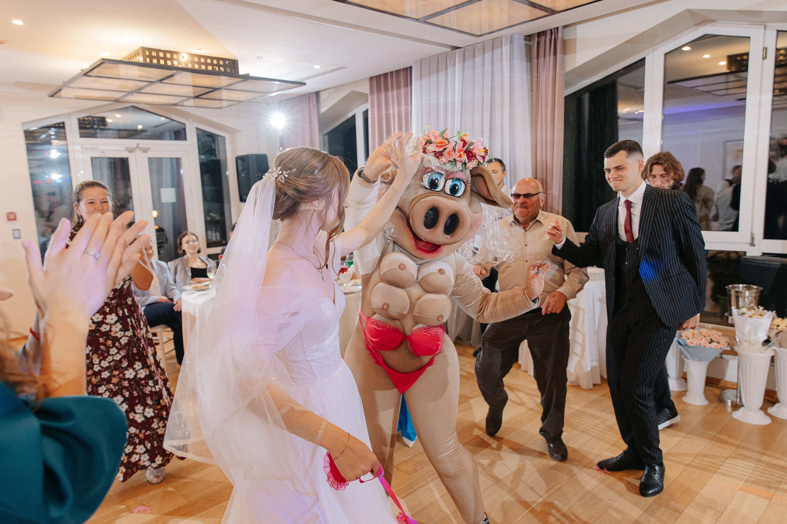 Леон и Лилия. Свадебный фотограф Москва Саша Серегина (Сашина)