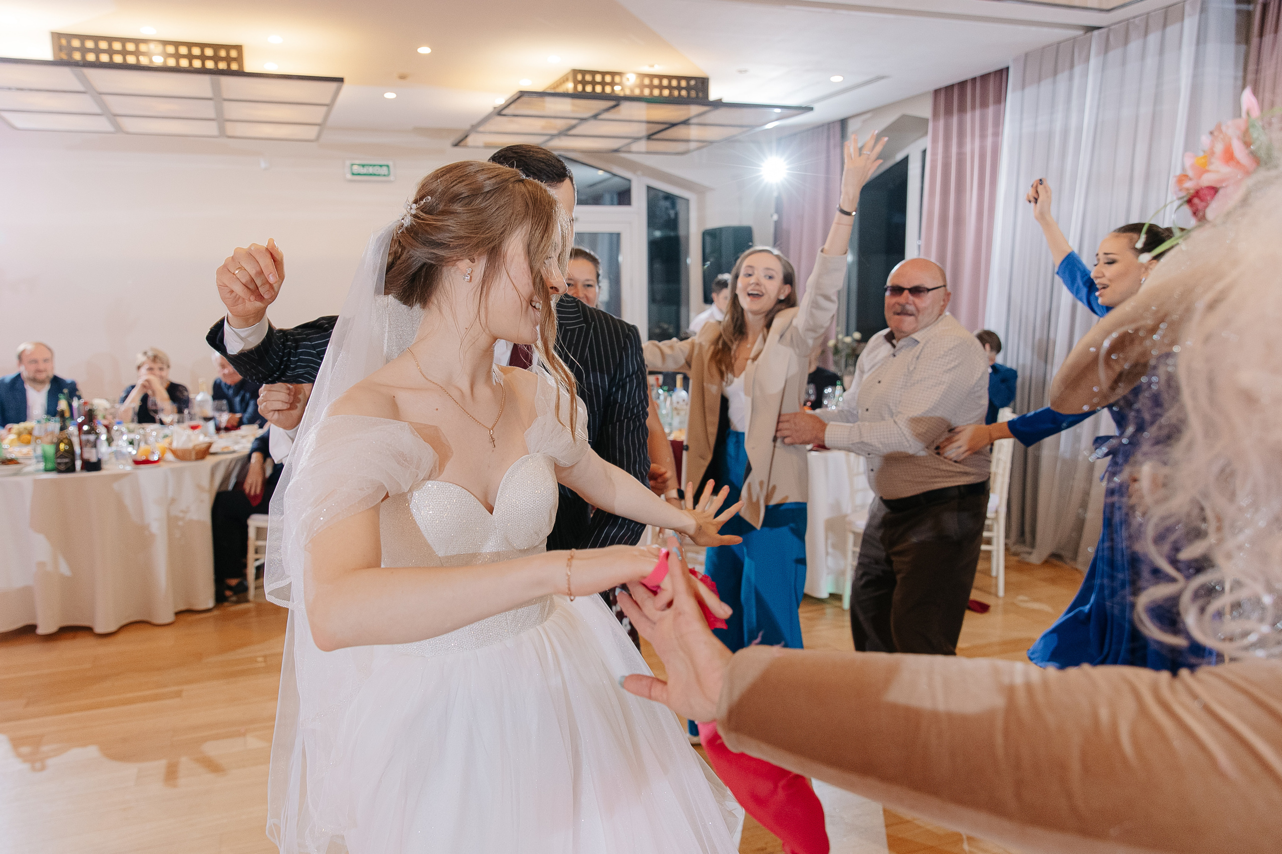 Леон и Лилия. Свадебный фотограф Москва Саша Серегина (Сашина)