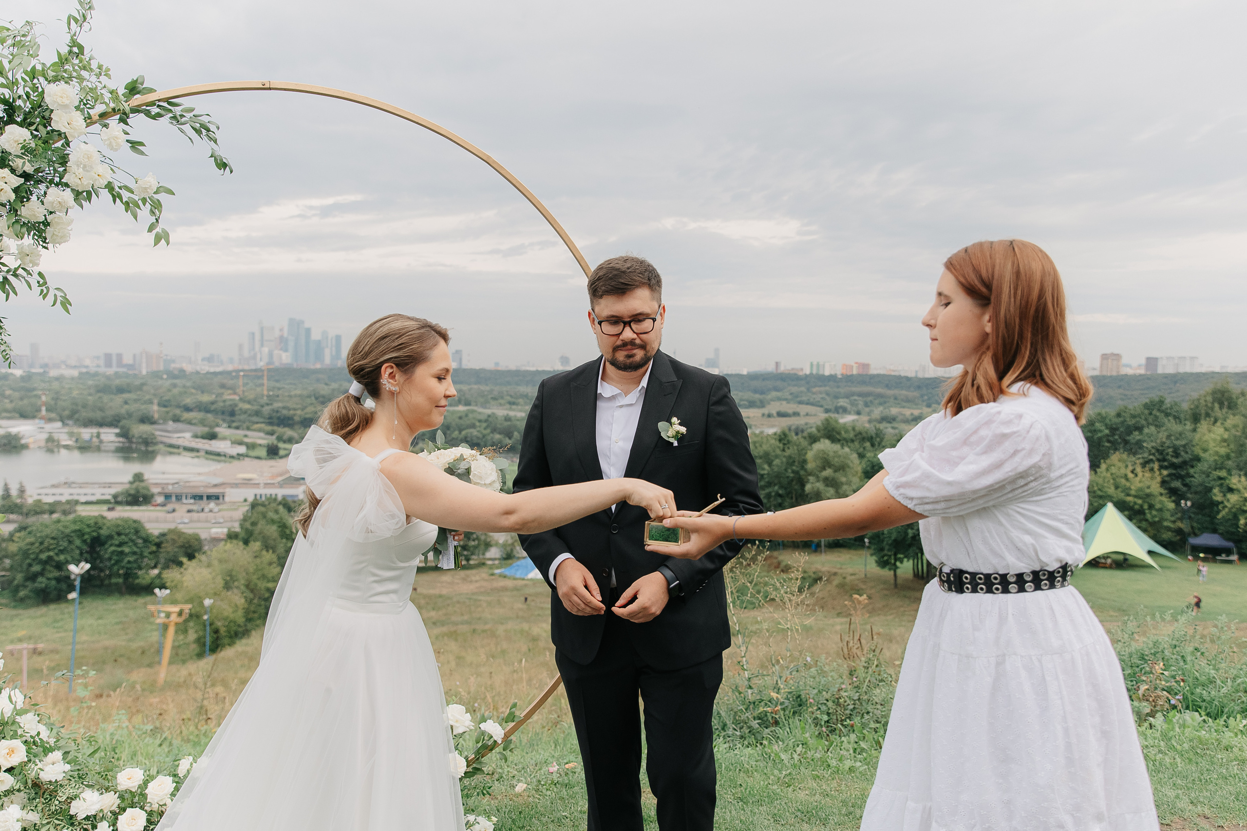 Кирилл и Ксения (свадьба). Свадебный фотограф Москва Саша Серегина (Сашина)