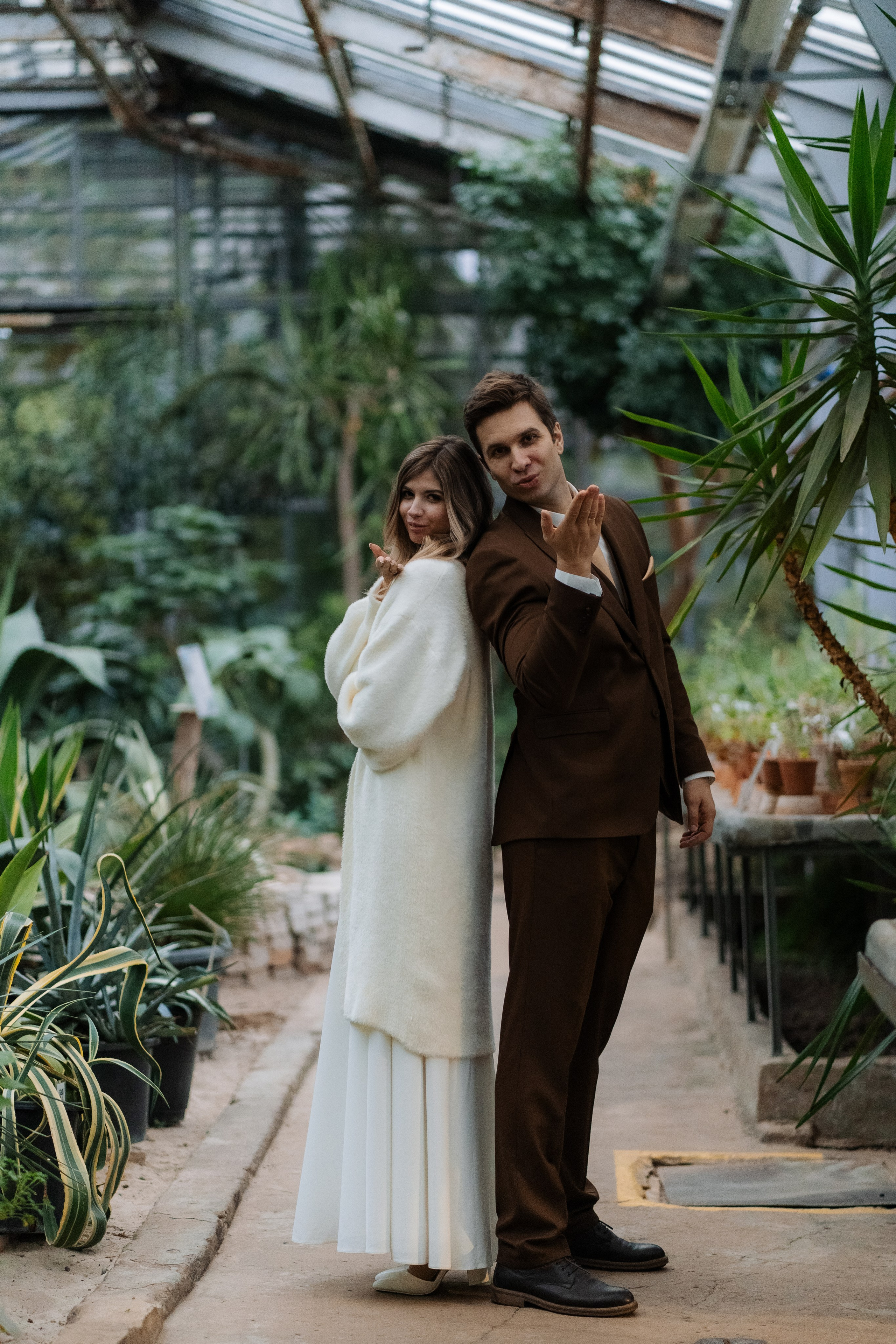 Свадебная фотосессия в оранжерее, Москва. Свадебный фотограф в Москве Анна Полушина