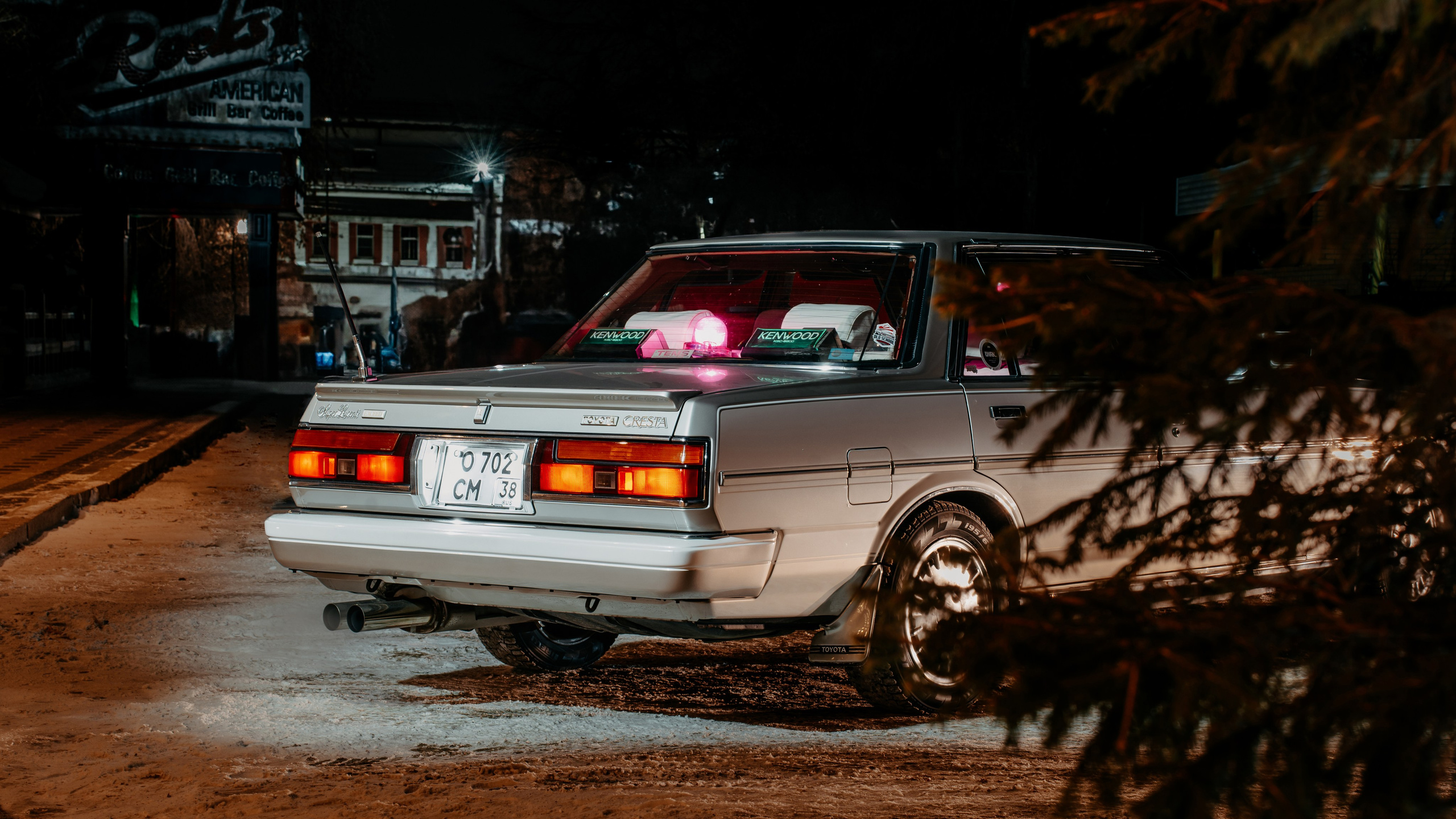 Toyota Cresta 71. Фотограф, видеограф и пилот дрона на Байкале