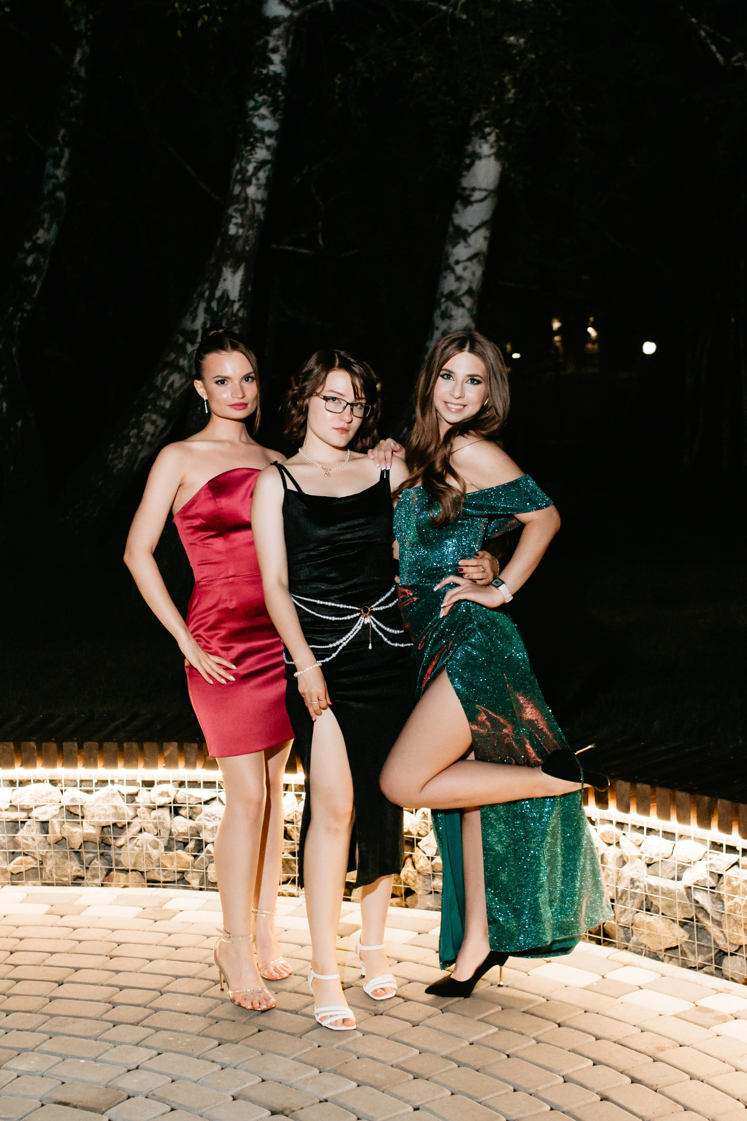 Выпускной 2025 (41 школа) 11 класс. Фотограф в Челябинске Ополихина Анна