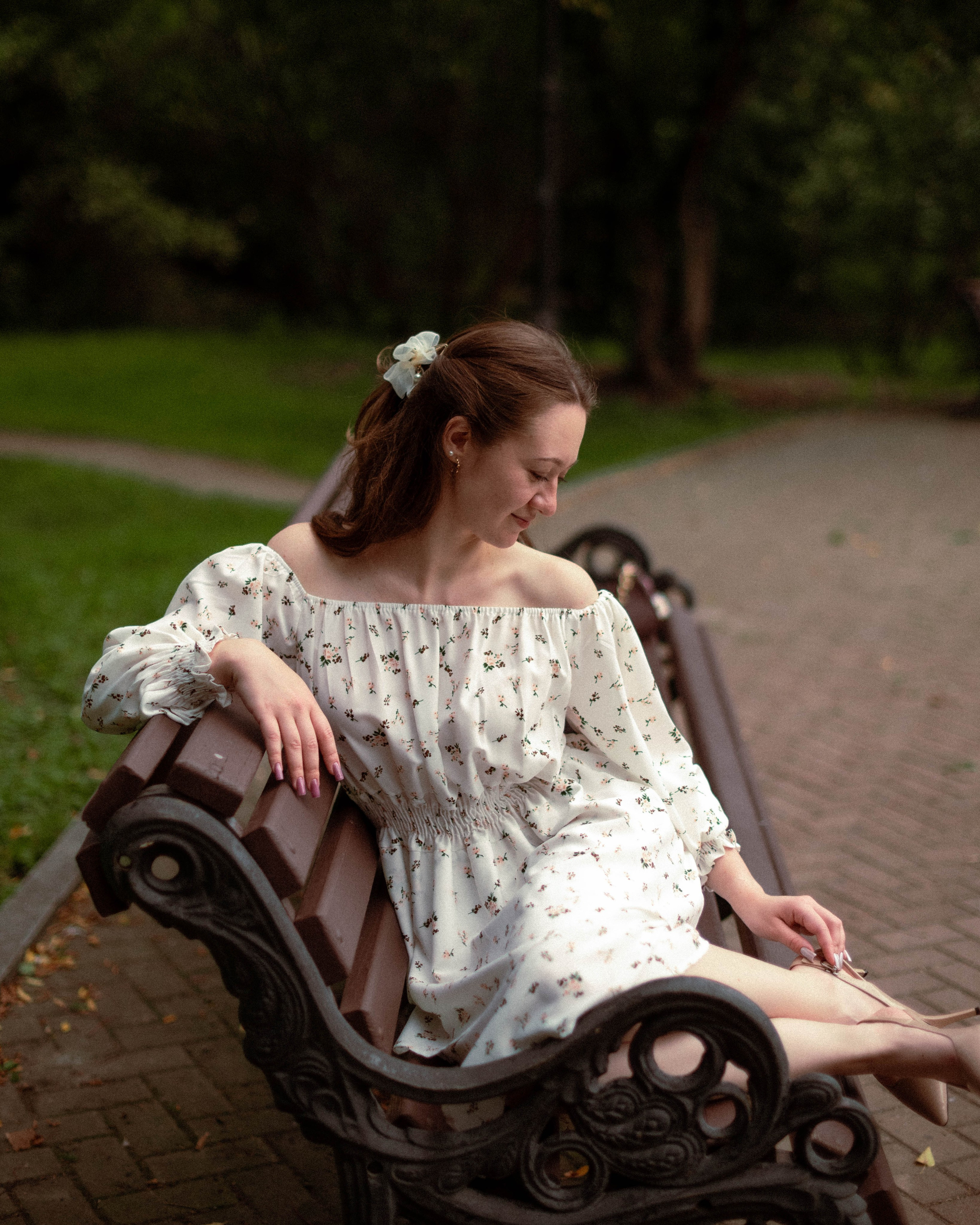 Настя. Женский фотограф. Создатель украшений ручной работы. Модель