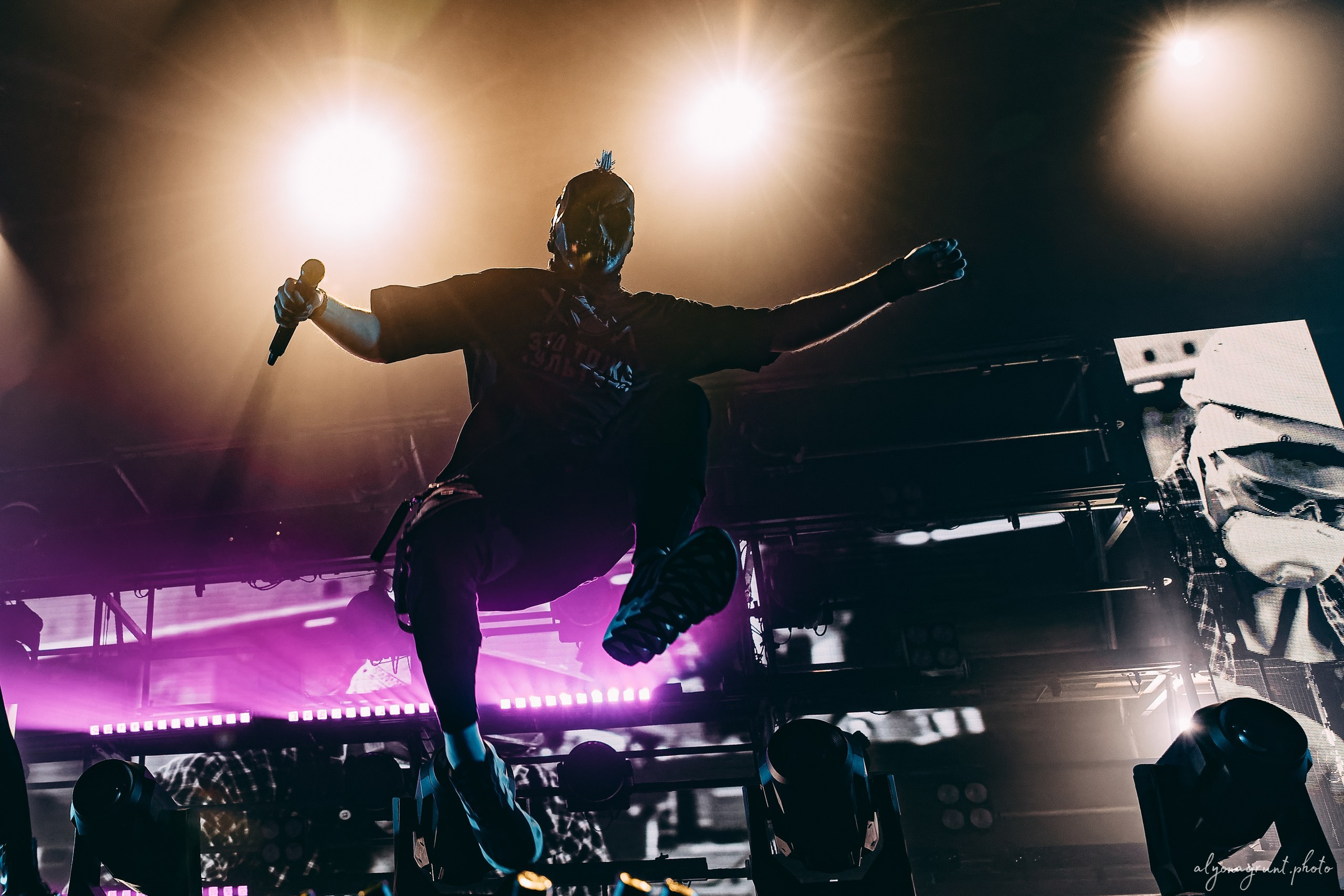 Пневмослон, фоторепортаж СПб, A2,17.10.2025. Алена Адрианова: фотограф в Санкт-Петербурге