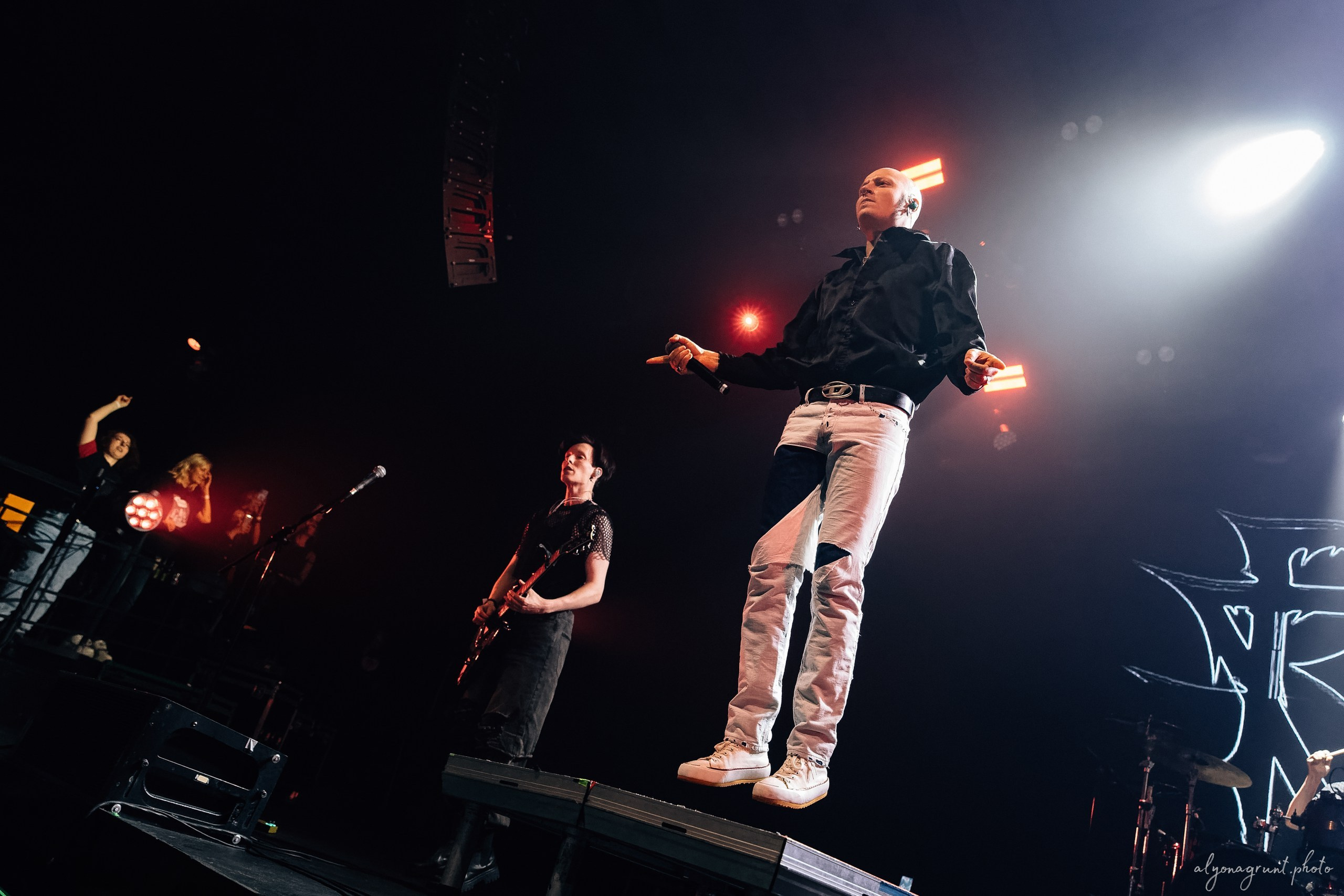 Ravanna, фоторепортаж, СПб, Aurora Concert Hall, 21.11.2025. Алена Адрианова: фотограф в Санкт-Петербурге