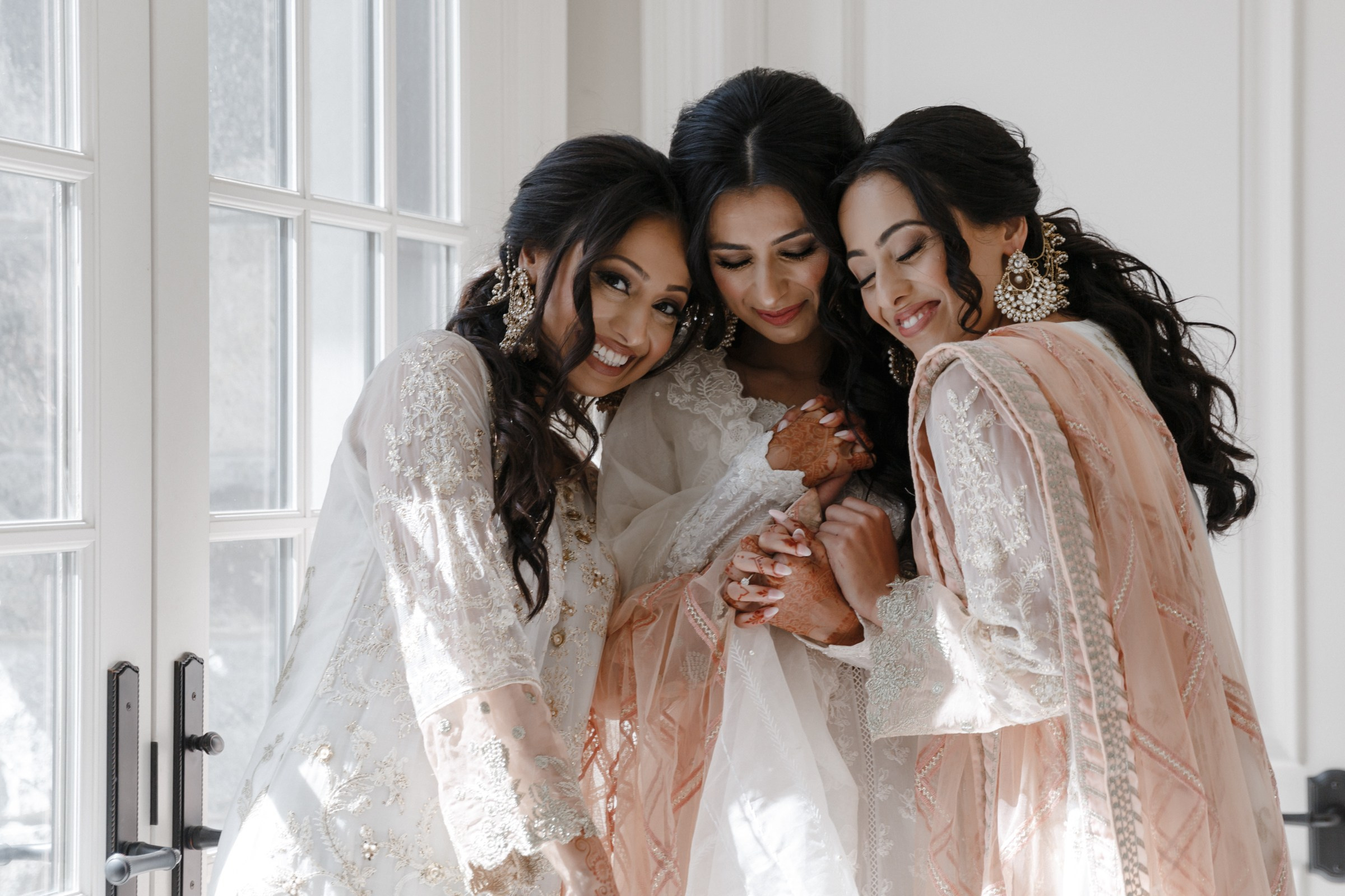 Дим Гранд — AI креатор и фотограф с 16-летним опытом | г. Москва и весь мир