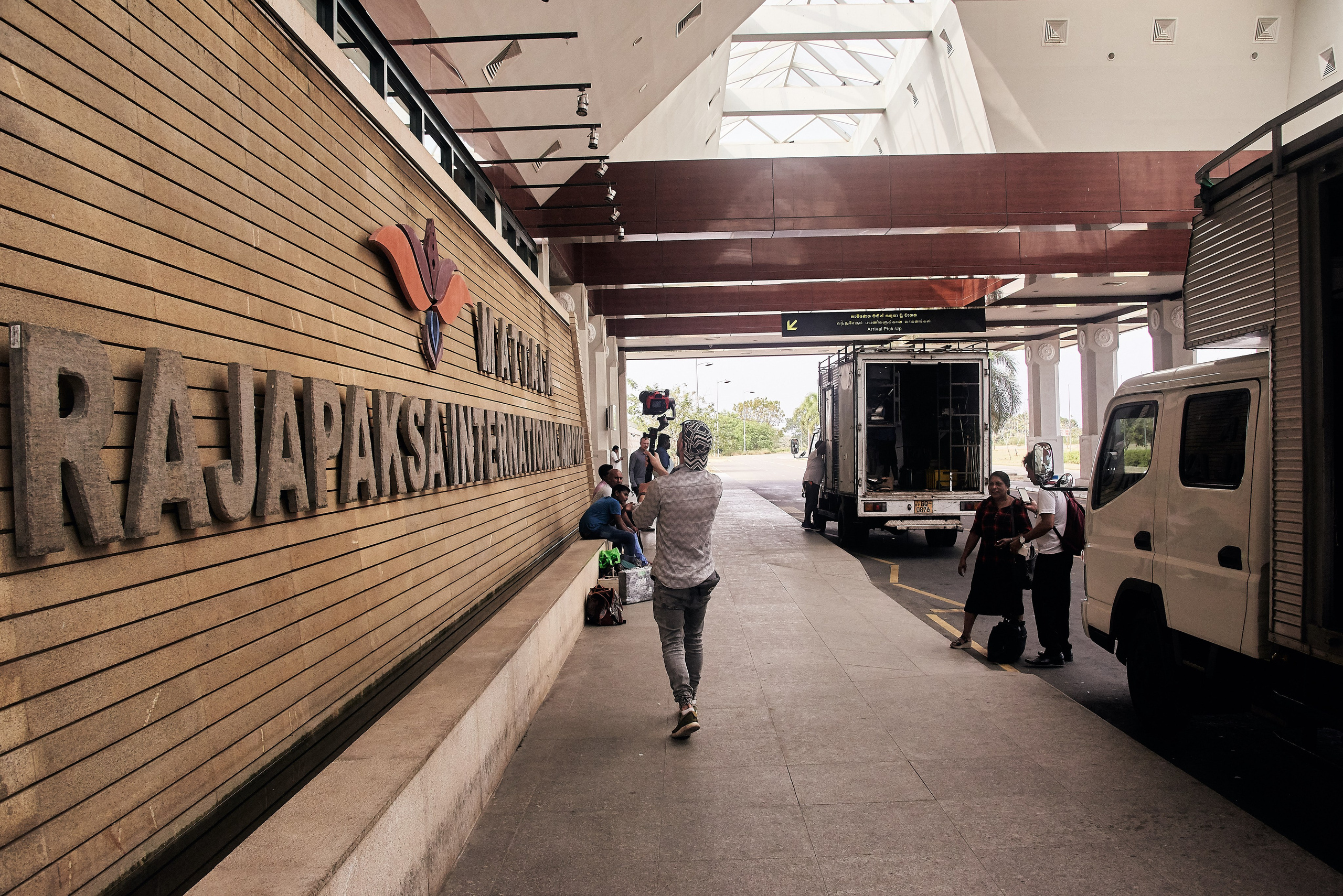 Булки — Аэропорт. Никита Хохловский фото и видео продакшн