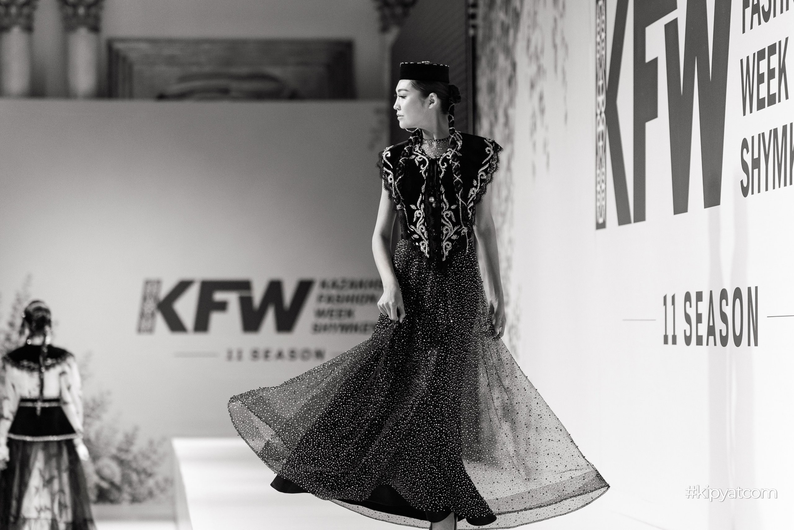 KAZAKHSTAN FASHION WEEK SHYMKENT 11 SEASON. Кипятком Шымкент