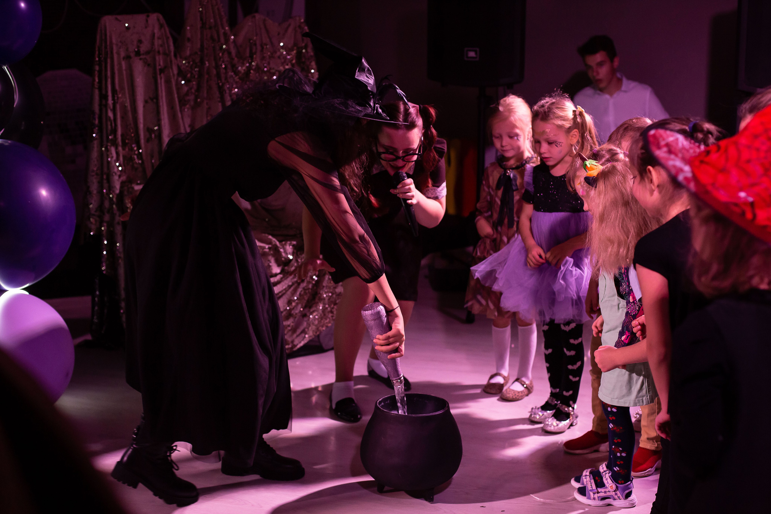 Верхом на помеле спектакль интерактивный. Семейный и детский фотограф Анна Петракова