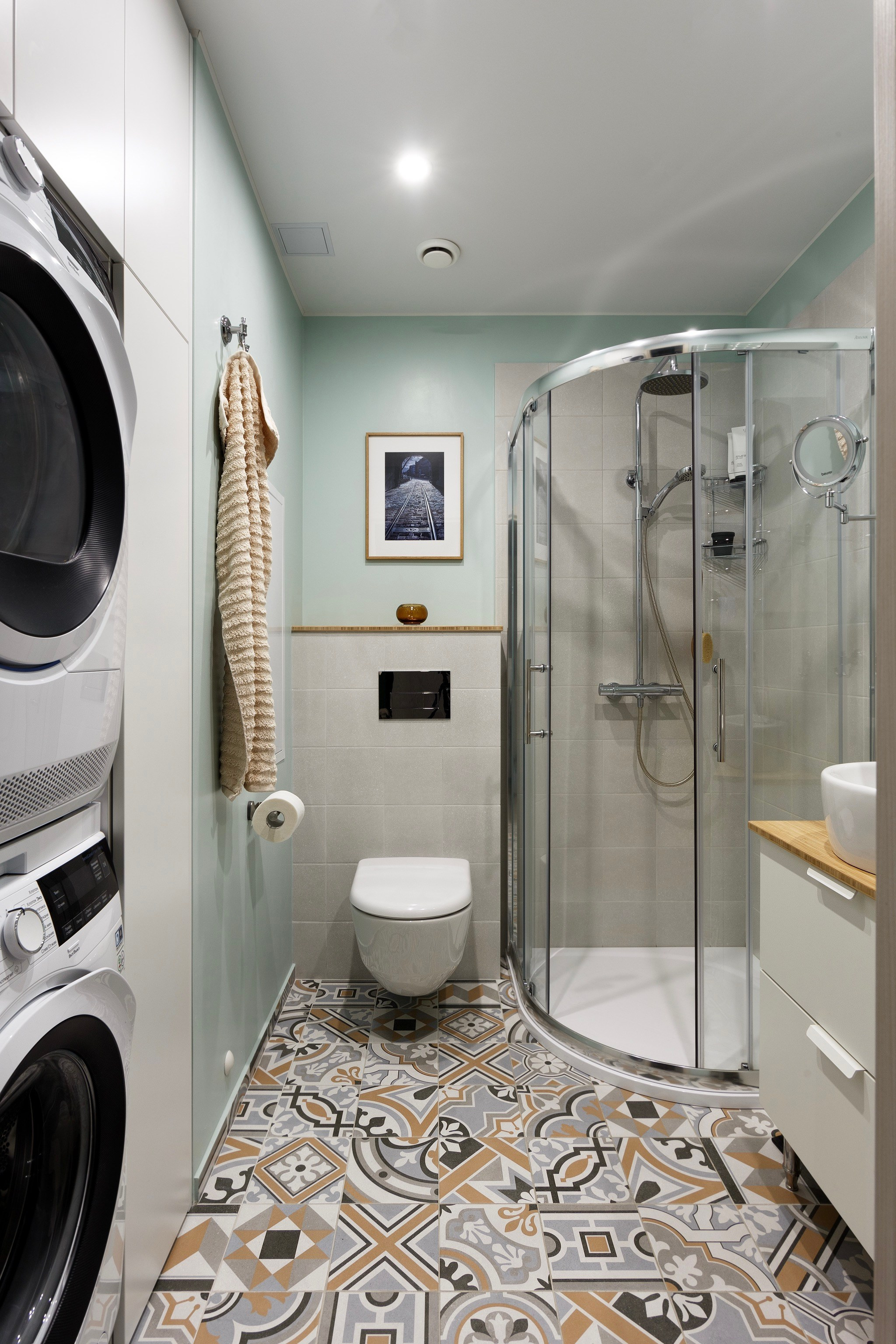 MAG 1. Семейное бюро Малицких