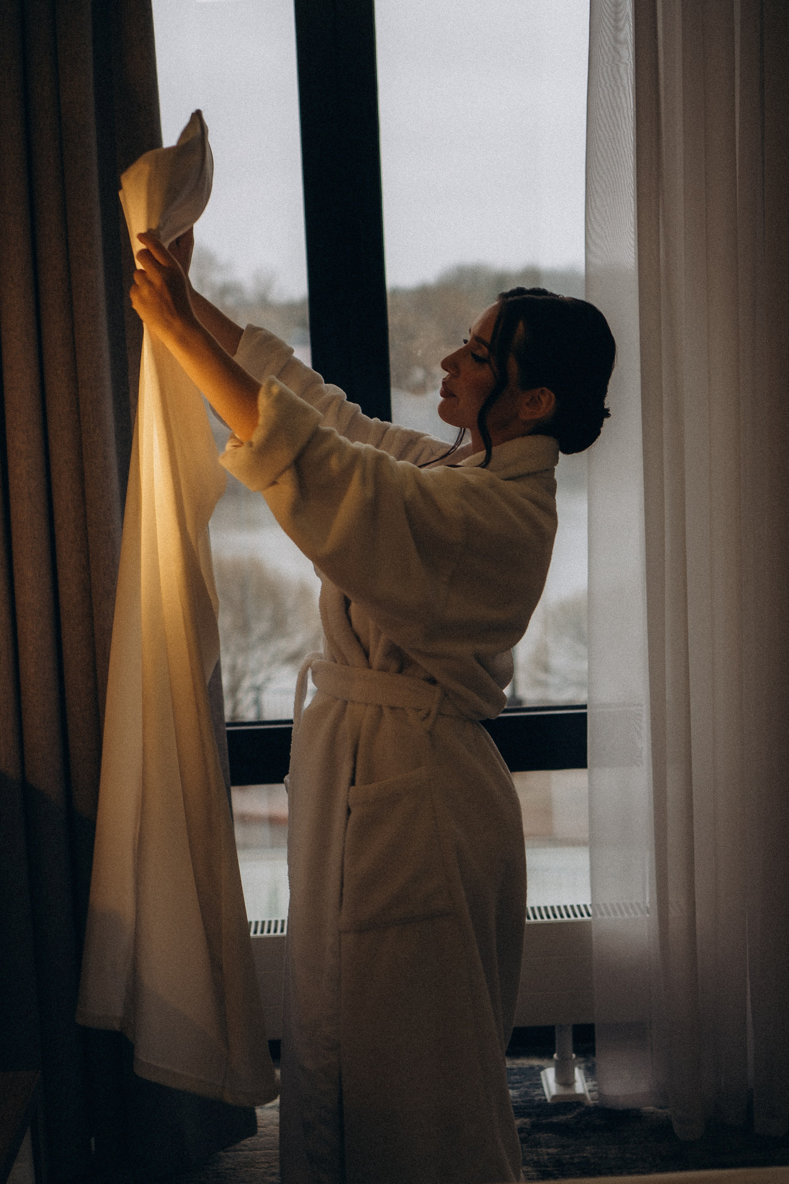 СВАДЕБНАЯ СЬЕМКА СБОРОВ ЖЕНИХА И НЕВЕСТЫ В ОТЕЛЕ И ТАКЖЕ ФОТОСЕССИИЯ В ОТЕЛЕЕ МЕГАПОЛИС БРЯНСК. Профессиональный фотограф, Санкт-Петербург — Виктория Богомолова