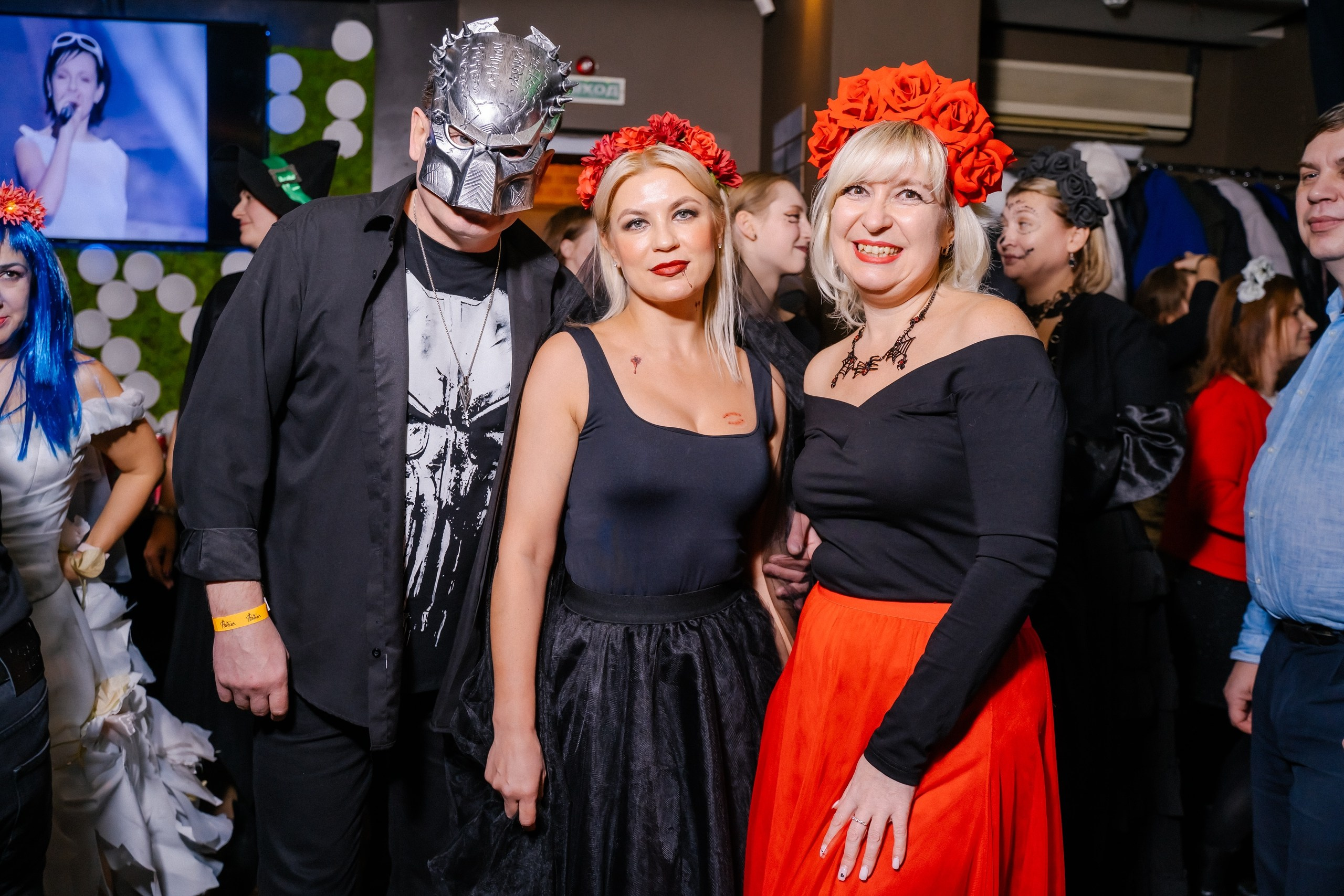 Зловещие попотрясы. Клубная вечеринка | 02.11.24. Галерея Фантим