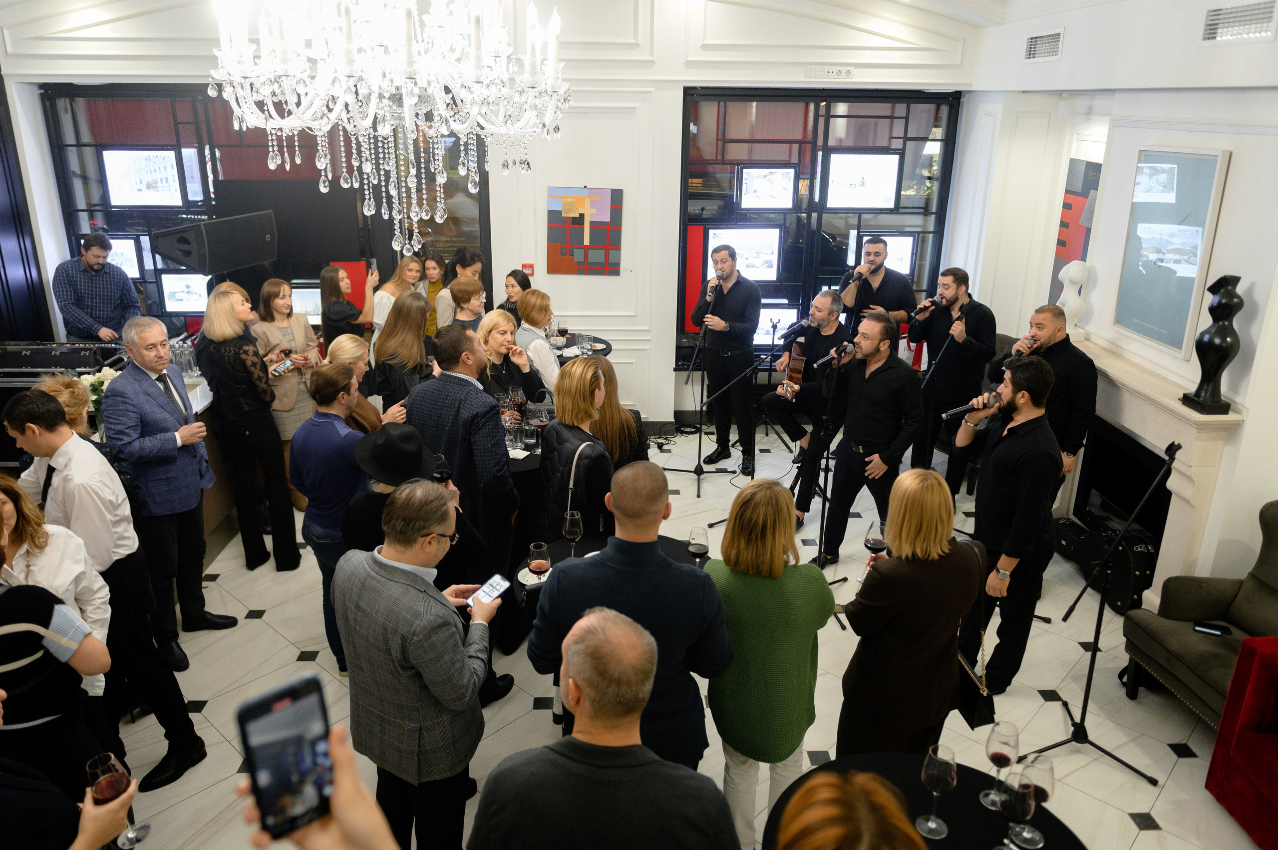 BARNES. РЕПОРТАЖНЫЙ И БИЗНЕС ФОТОГРАФ В МОСКВЕ, ЕГОР НИКОЛАЕВ