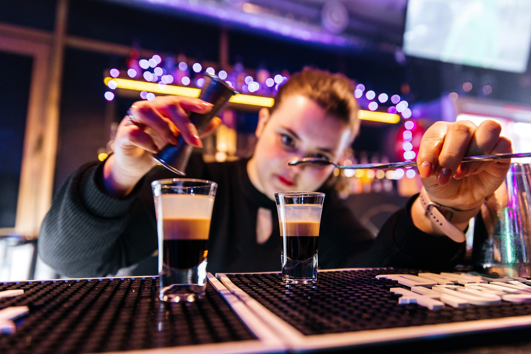 День Влюблённых в лаунж-баре Major 2024. Свадебный, семейный и детский фотограф в Калининграде Елена Кравцова