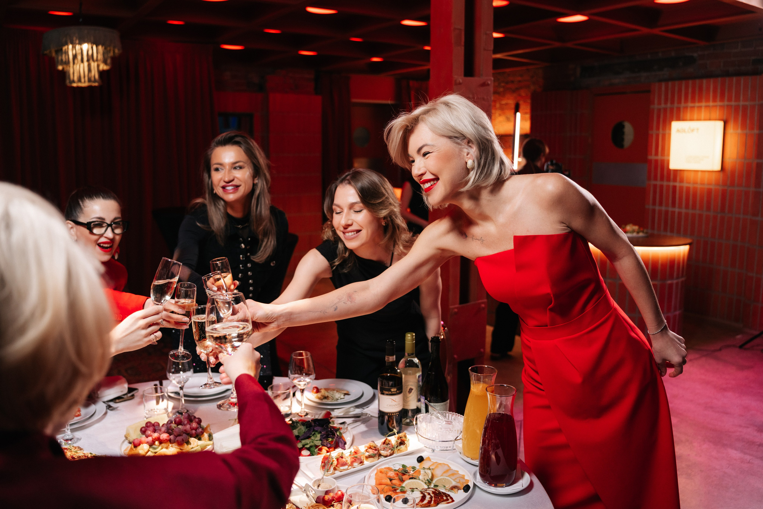 Выпускной / Искусство ювелирных линий. Фотограф Москва Мария Бойцова