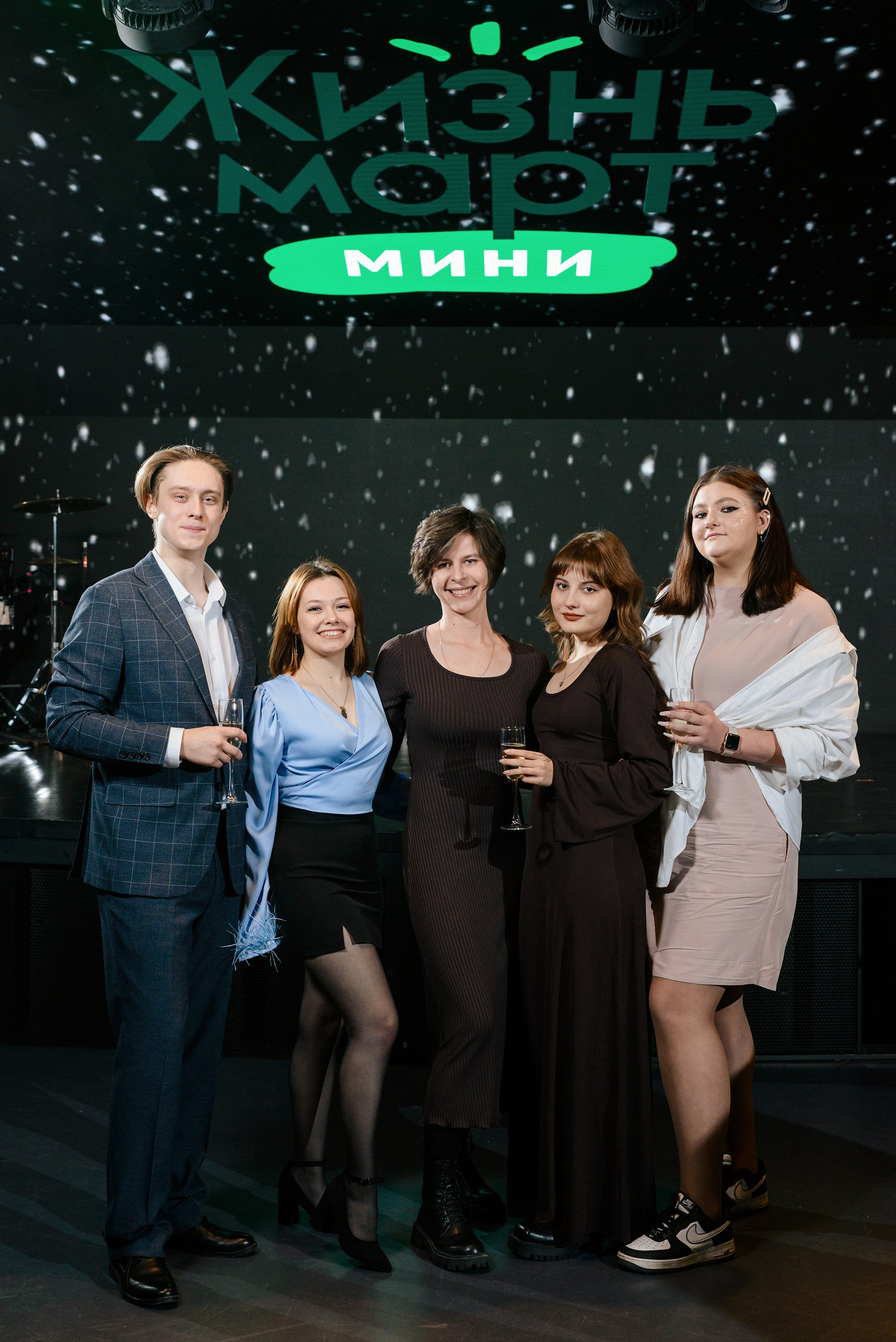 Корпоратив Жизнь Март. Константин Солодянкин — свадебный и репортажный фотограф в Екатеринбурге и Верхней Пышме