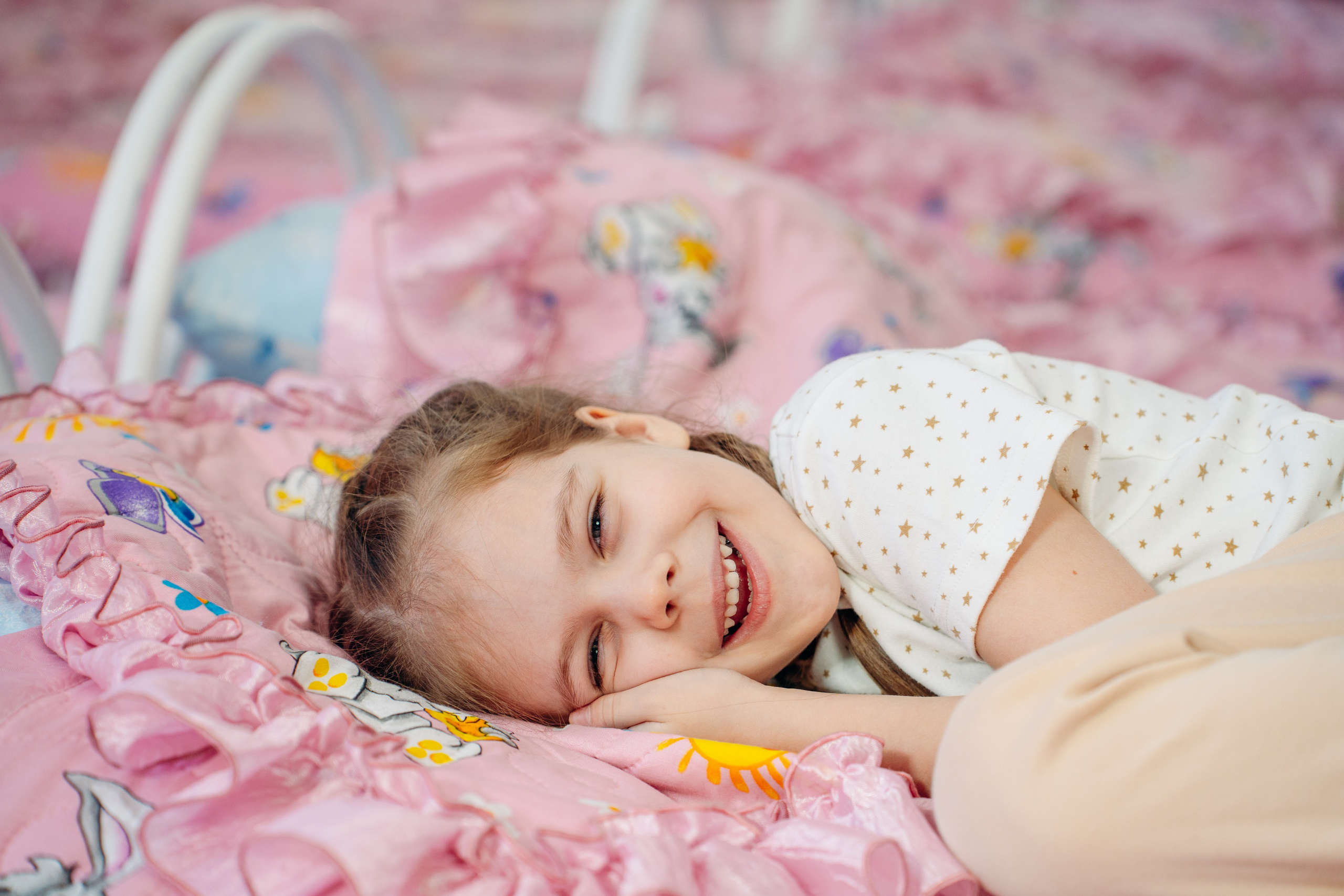 Подготовка ко сну. Улыбка выездная фотостудия Красноярск