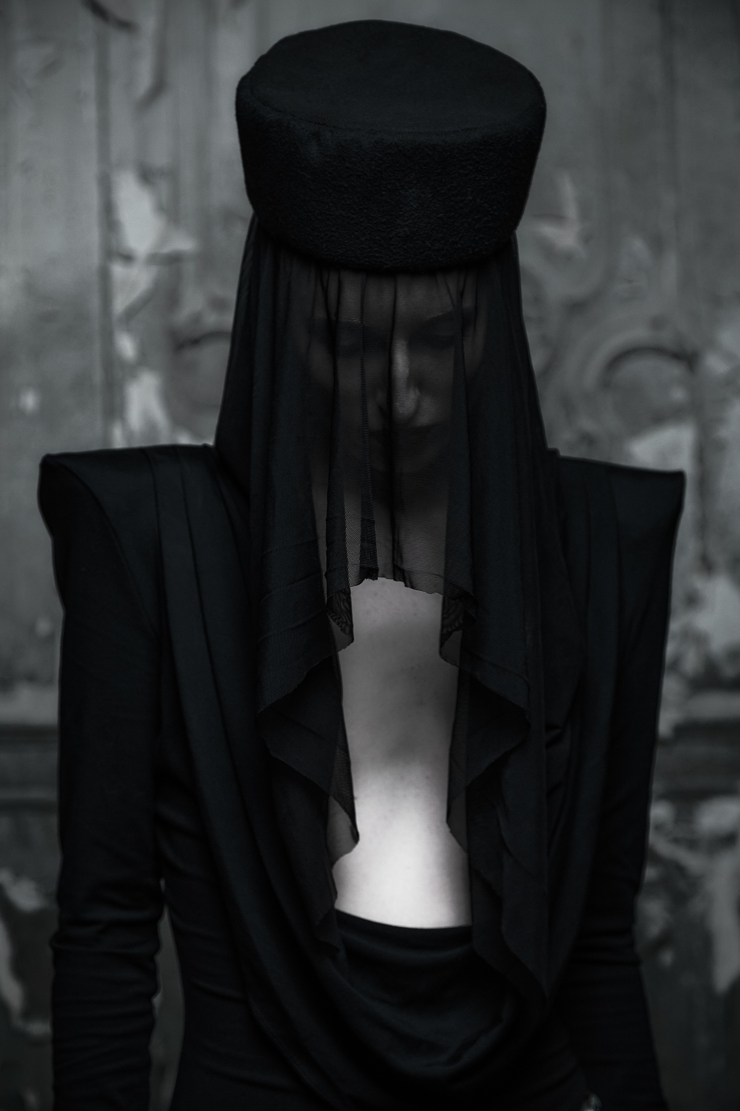 REL. Фотограф для брендов Любовь Батина (Спб/Мск)