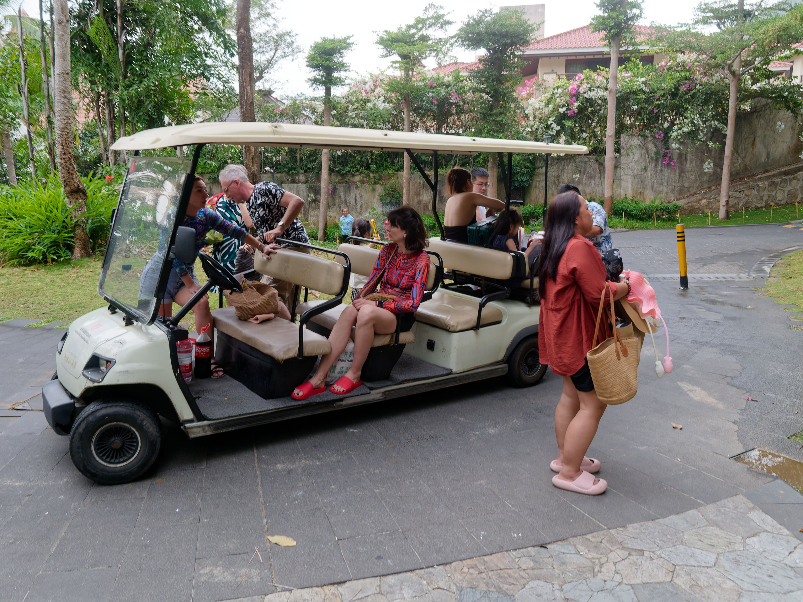 Хайнань 2026, отель «Stony Brook Villa Jianguo Resort Sanya 4*». Фотопрогулки по Миру