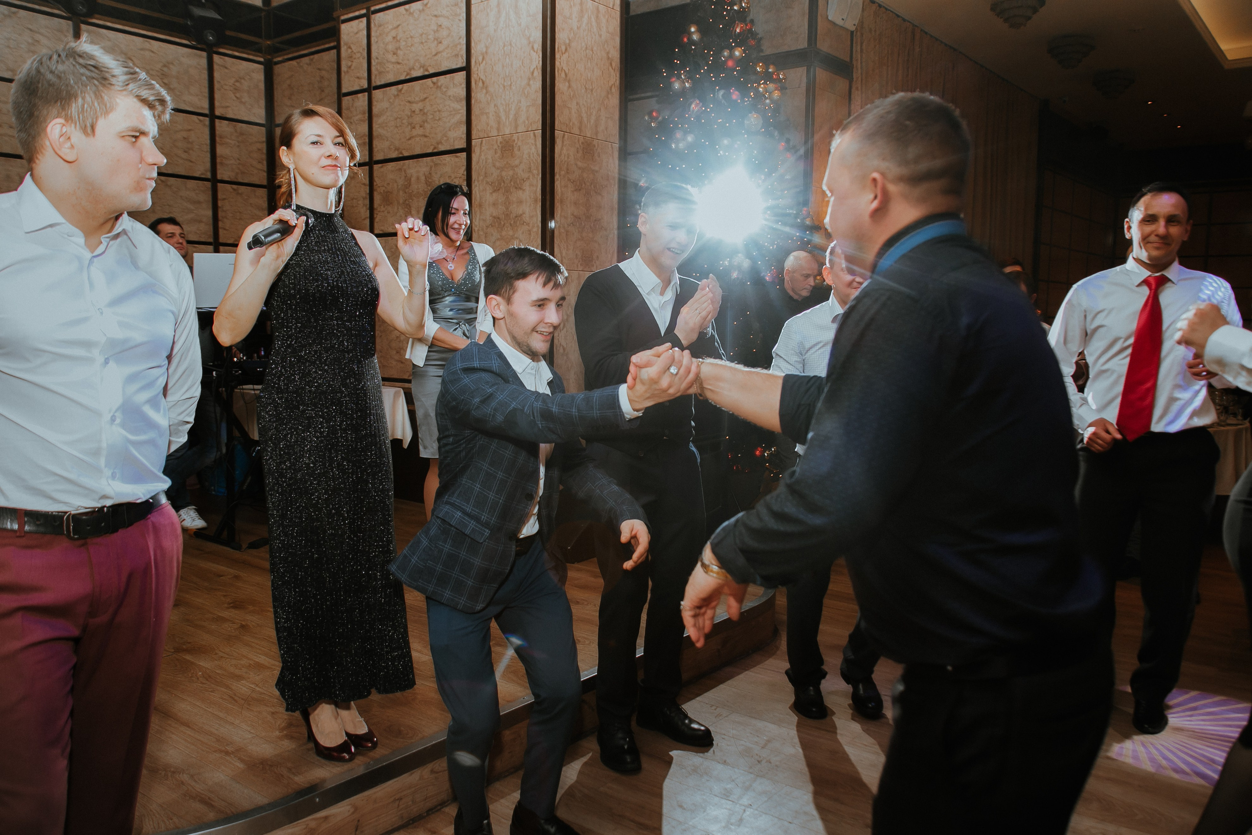 Съемка выездной регистрации в отеле. Свадебный и репортажный фотограф в Ярославле и Санкт-Петербурге Роман Микрюков