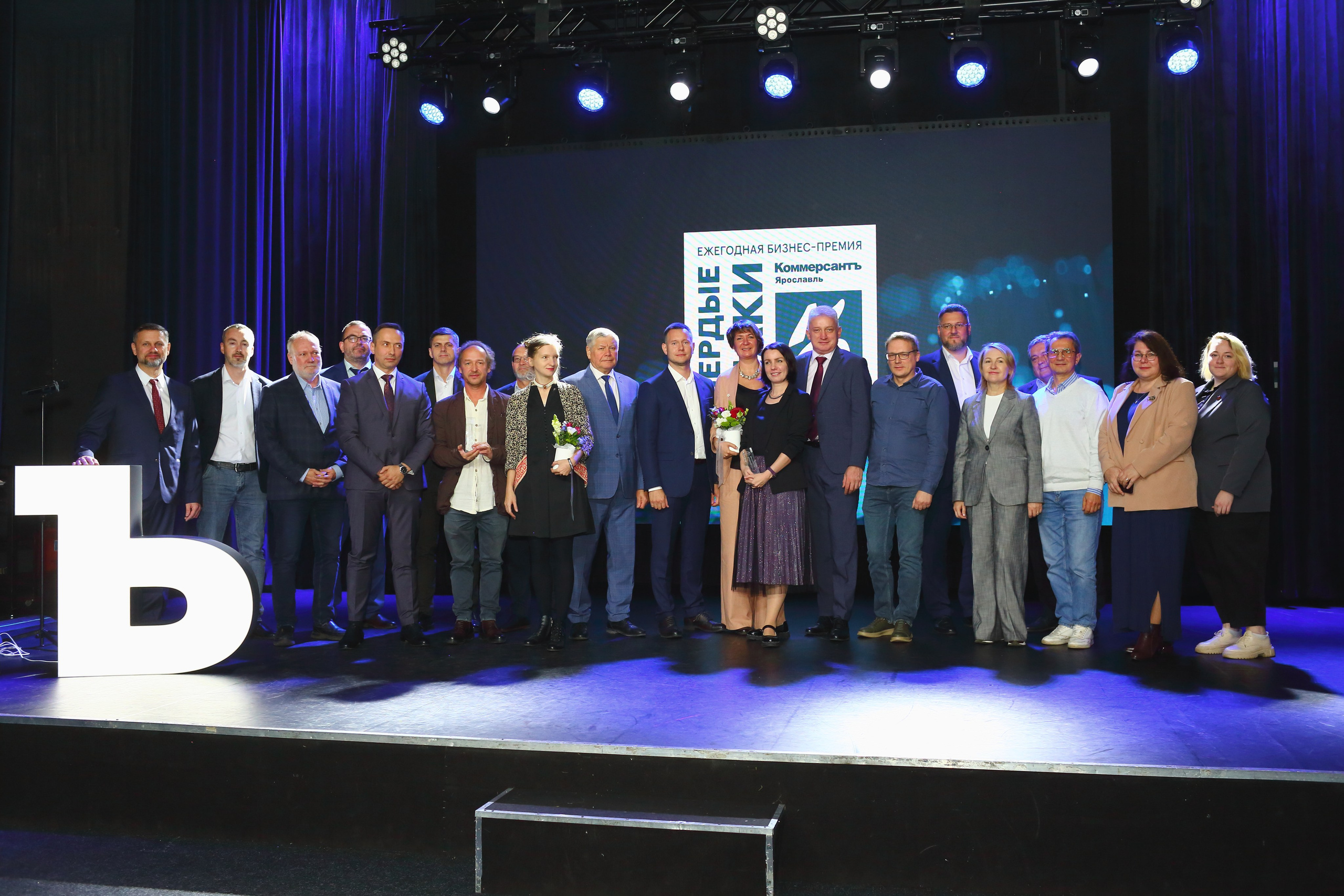 Репортаж для КоммерсантЪ. Свадебный и репортажный фотограф в Ярославле и Санкт-Петербурге Роман Микрюков