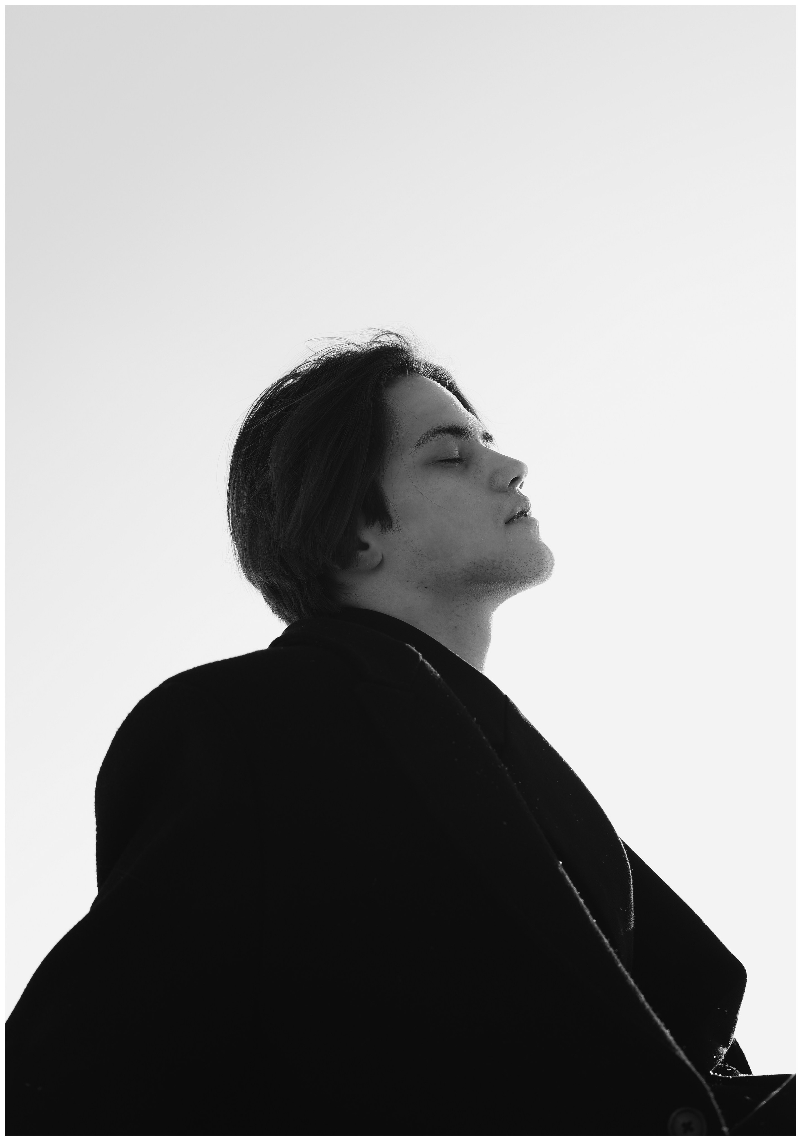 Илья. Портретный фотограф в Орле. Готовые фото за 3 дня! Помощь в позировании. Советы по организации