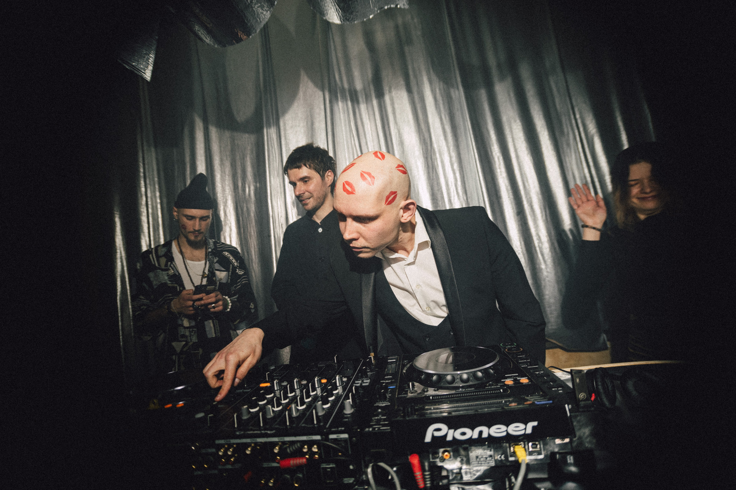 VOGUE BAL 14.02. Фотограф Егор Огородов