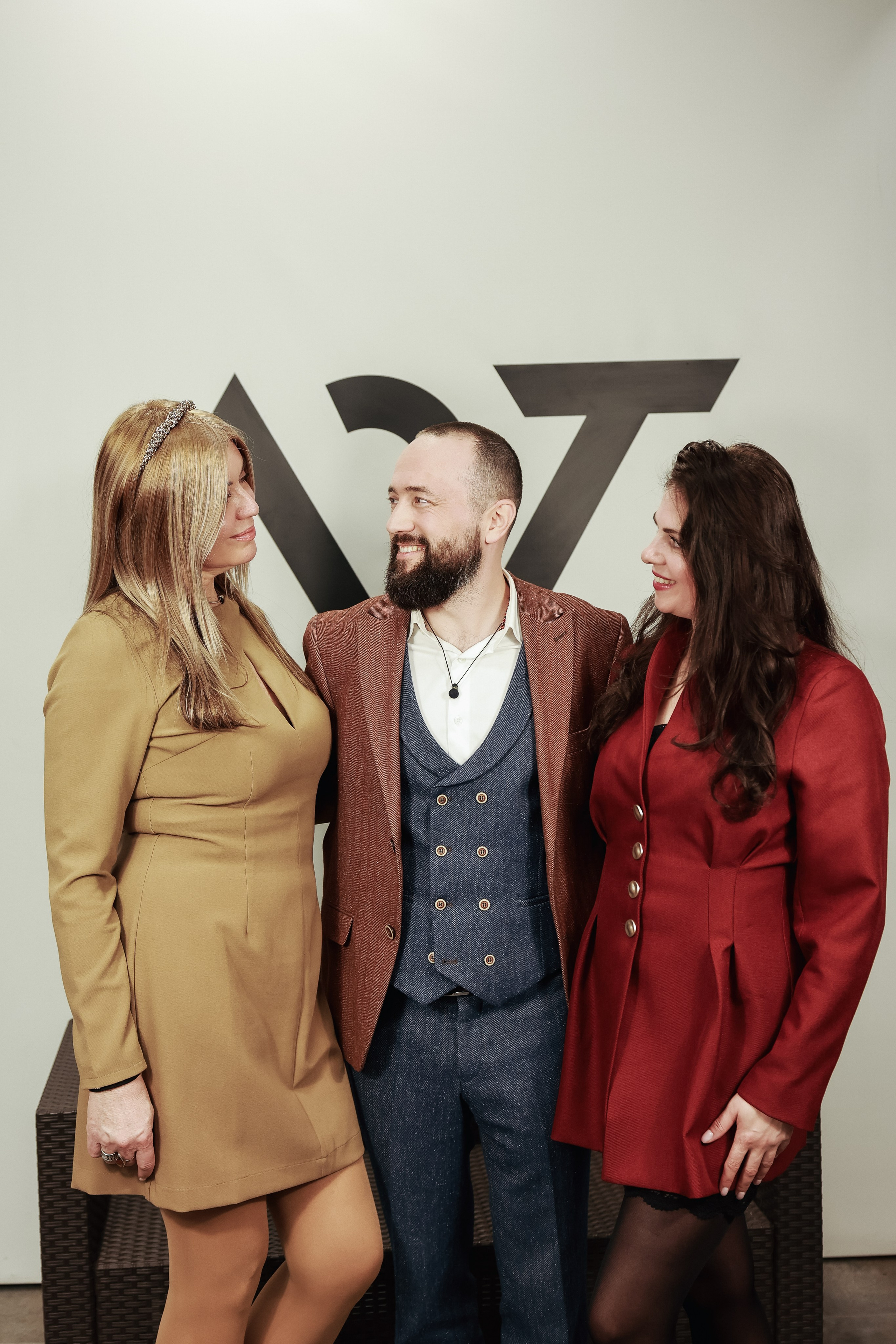 Репортажная фотосъёмка девятого Большого Женского Форума в Санкт-Петербурге. Профессиональный фотограф в Санкт-Петербурге Александр Волосенцев