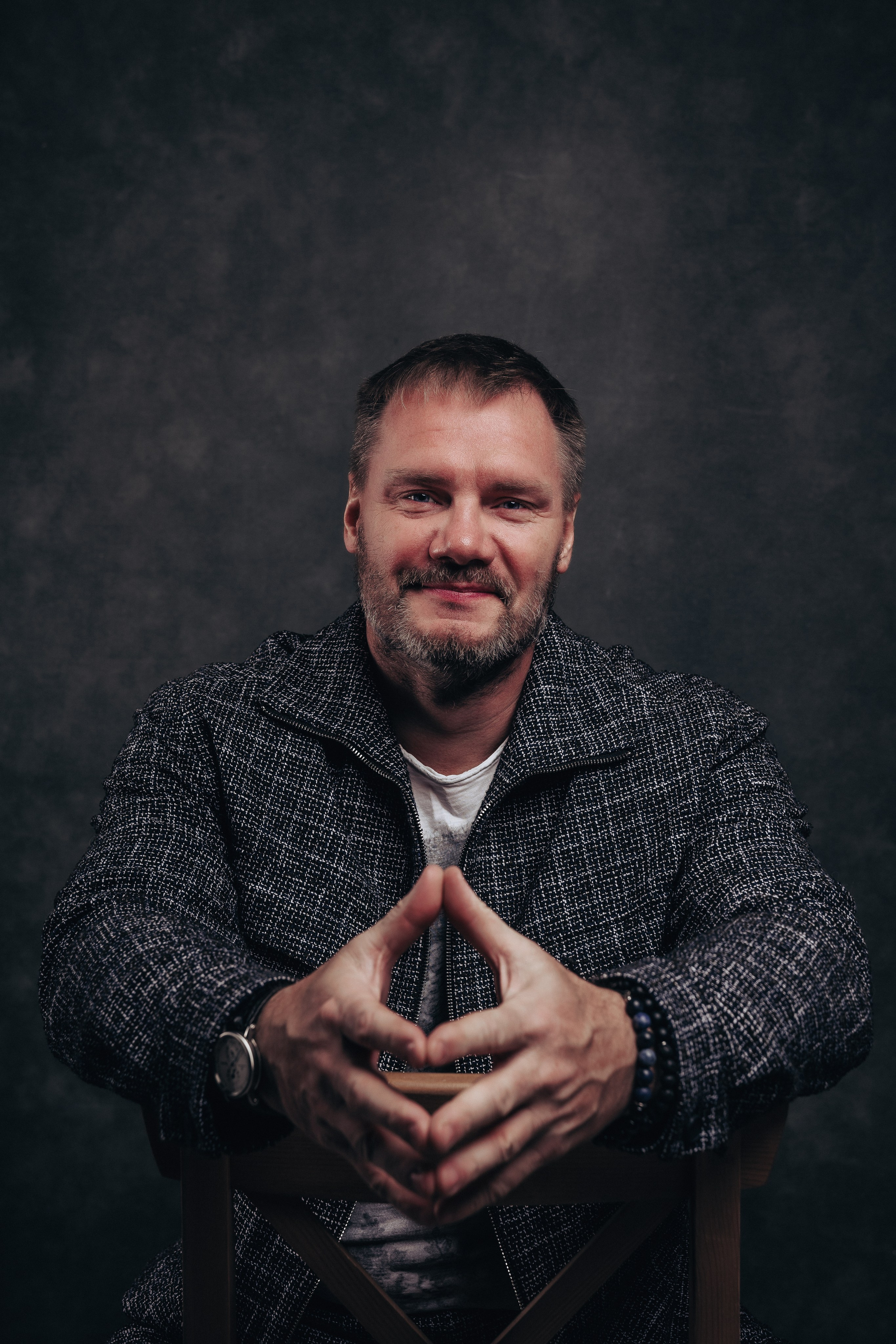 Мастер-класс по деловому позированию в СПб. Профессиональный фотограф в Санкт-Петербурге Александр Волосенцев