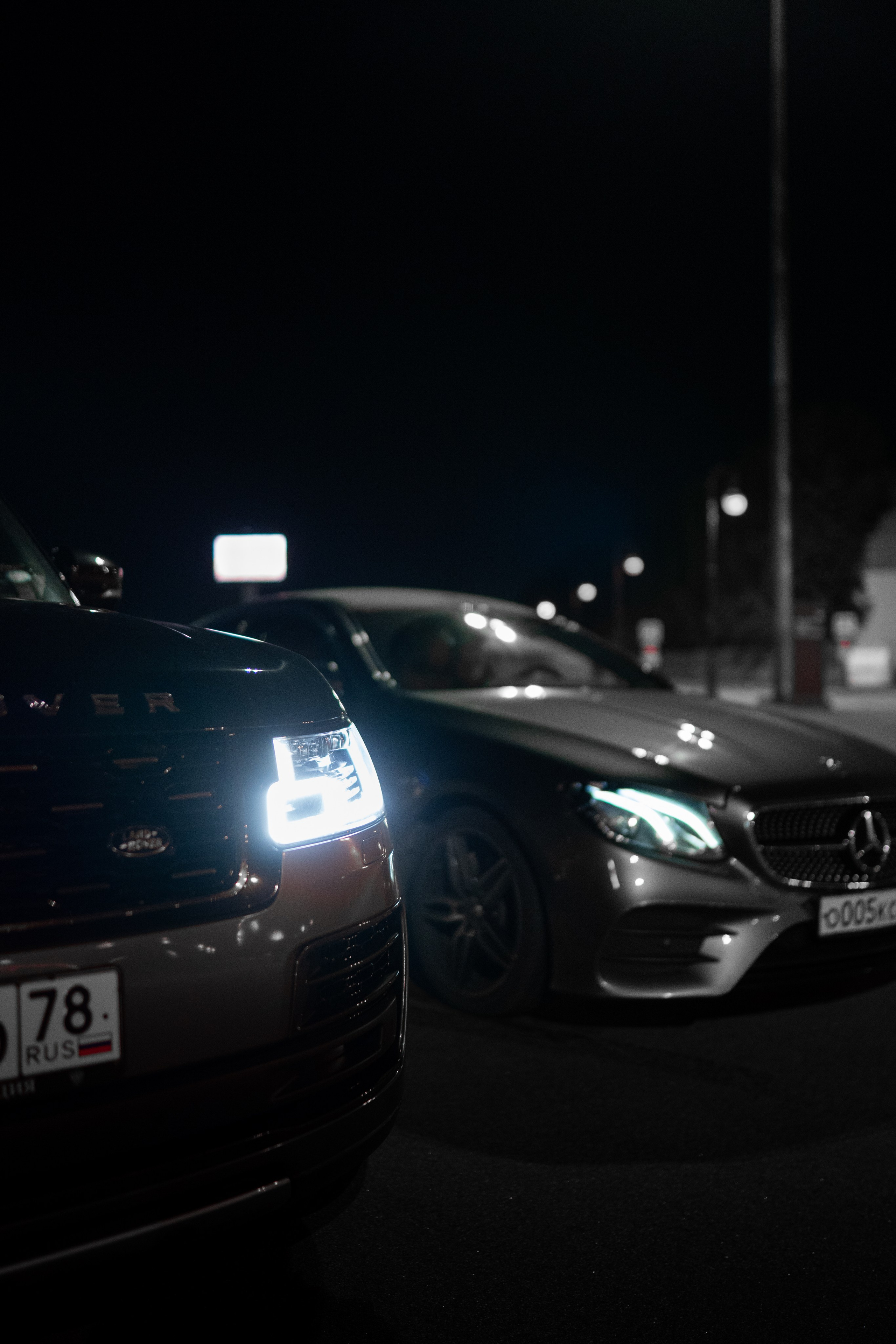 Mercedes Benz E200 + Range Rover Autobiography. Mirllaev