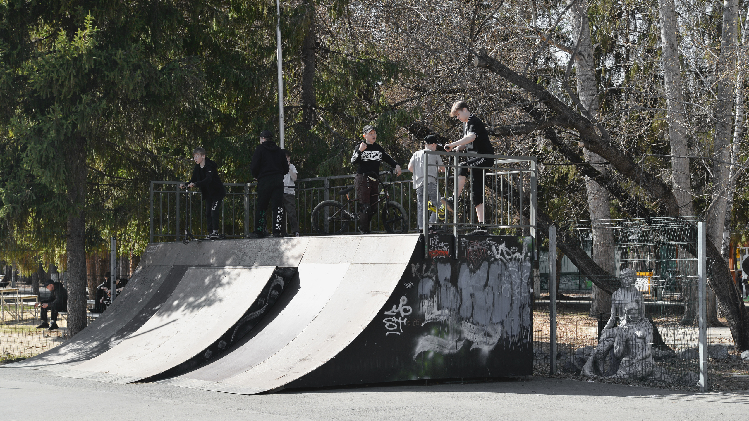 ЦПКиО 2022. Выпускные фотоальбомы. Фотограф в детских садах и школах г. Кургана
