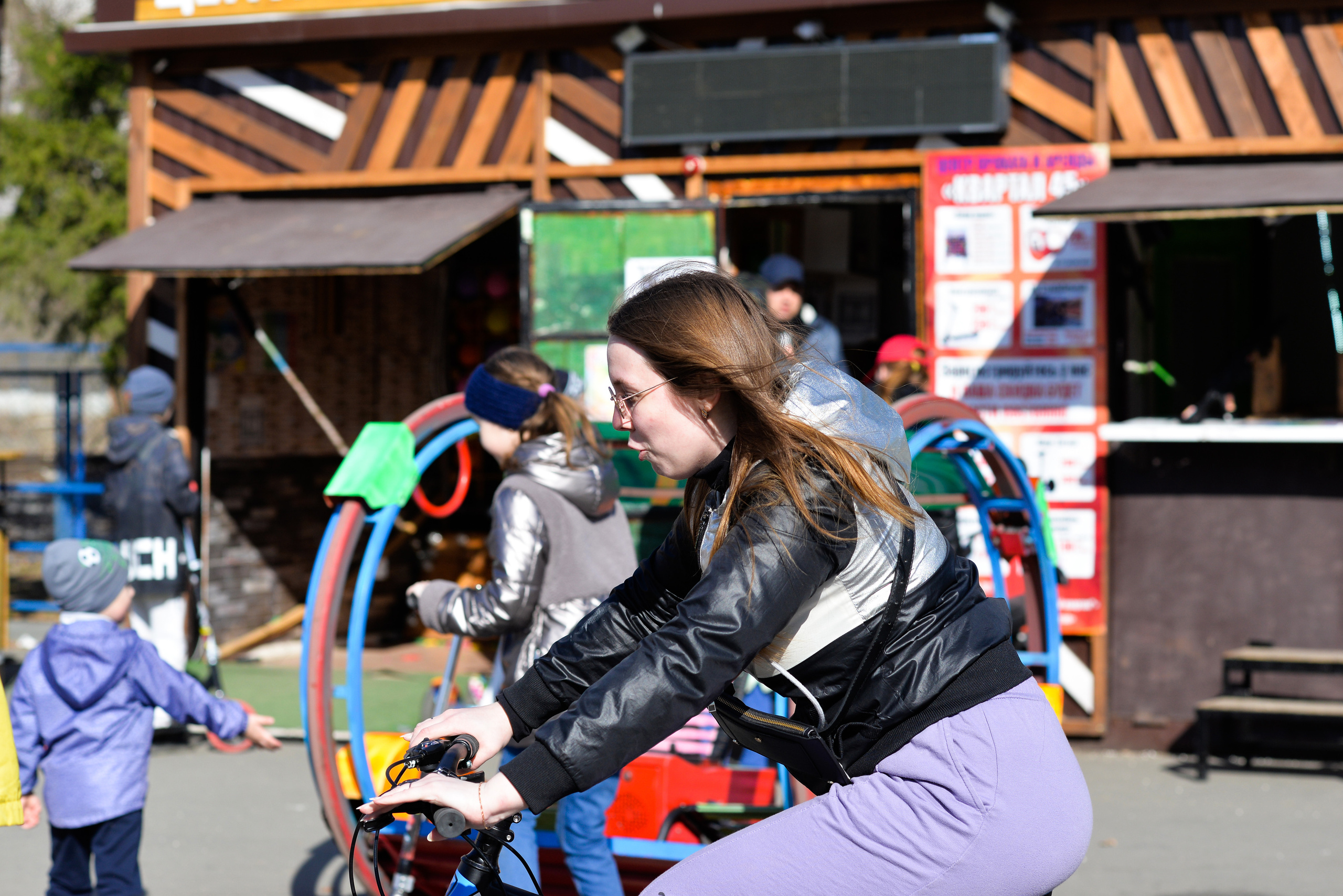 ЦПКиО 2022. Выпускные фотоальбомы. Фотограф в детских садах и школах г. Кургана