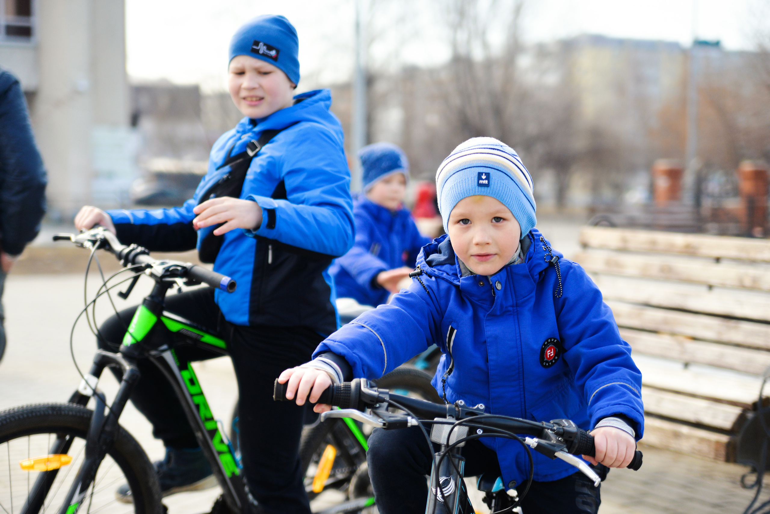 Заозерный 2022. Выпускные фотоальбомы. Фотограф в детских садах и школах г. Кургана