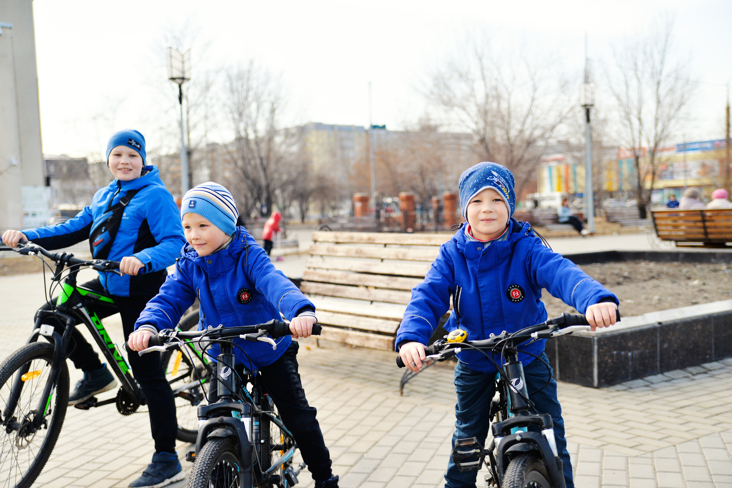 Заозерный 2022. Выпускные фотоальбомы. Фотограф в детских садах и школах г. Кургана