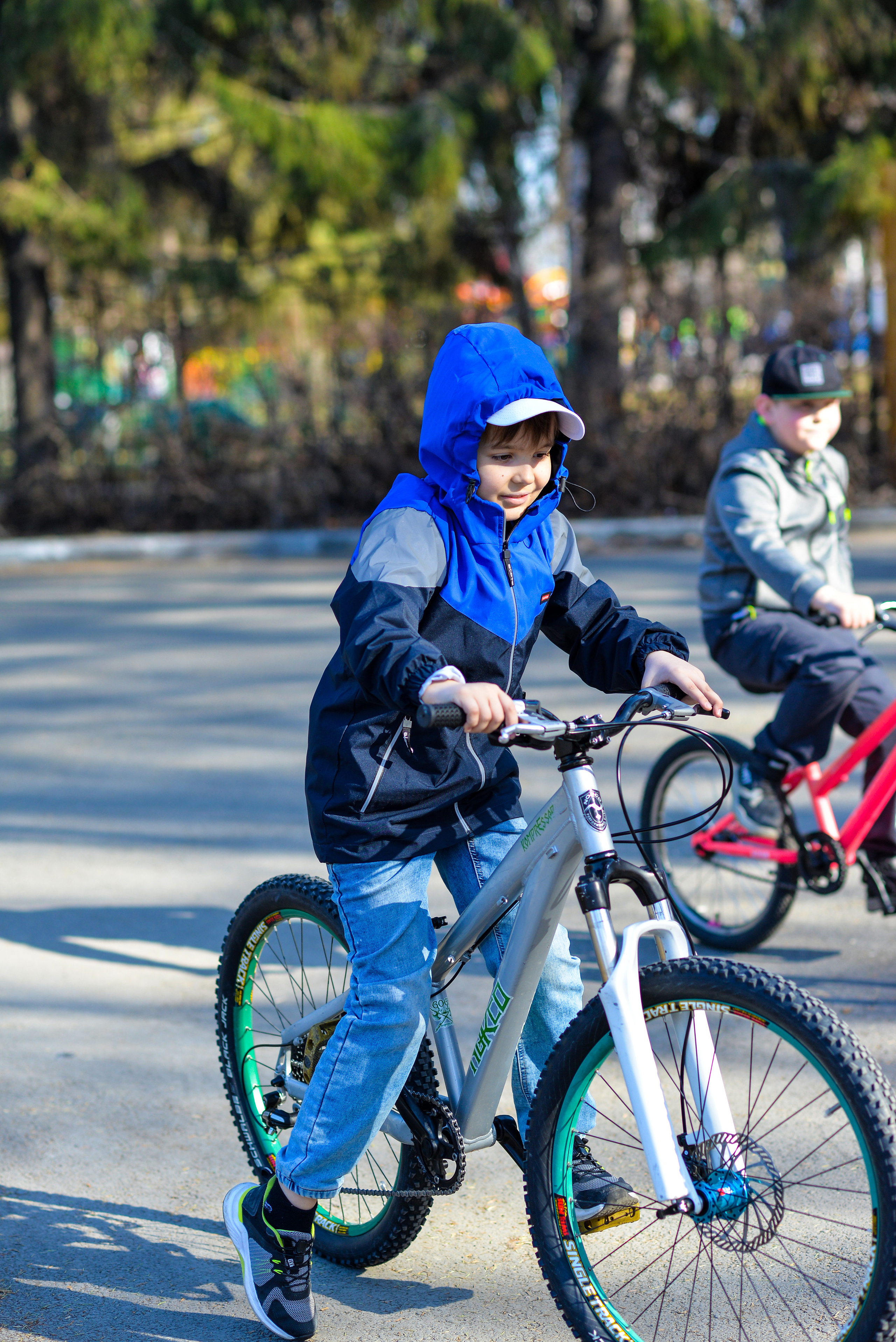 ЦПКиО 2022. Выпускные фотоальбомы. Фотограф в детских садах и школах г. Кургана