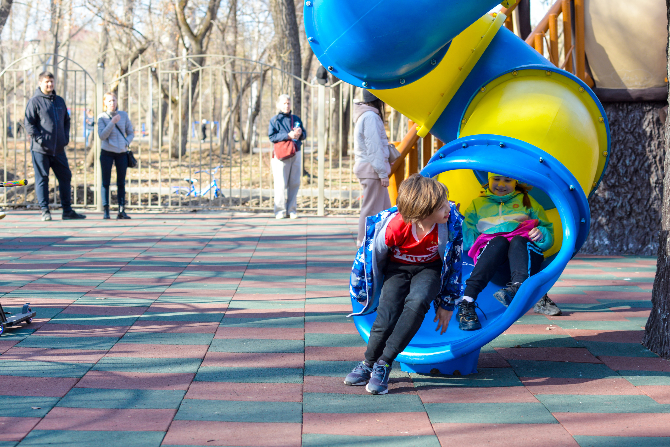 ЦПКиО 2022. Выпускные фотоальбомы. Фотограф в детских садах и школах г. Кургана