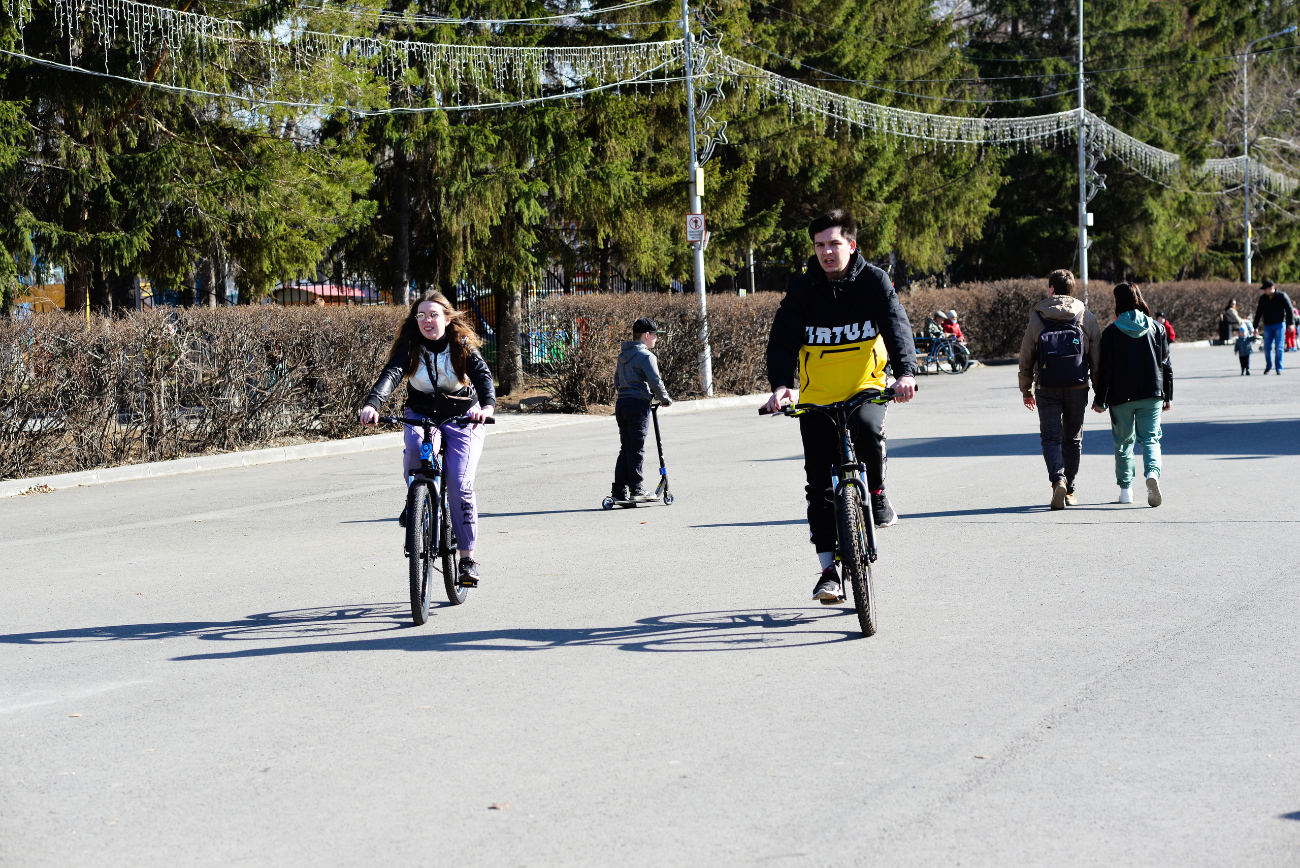 ЦПКиО 2022. Выпускные фотоальбомы. Фотограф в детских садах и школах г. Кургана
