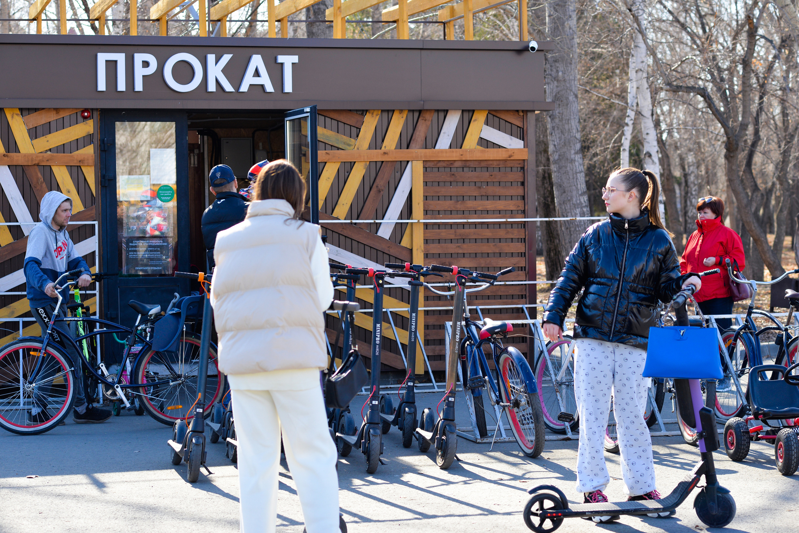 ЦПКиО 2022. Выпускные фотоальбомы. Фотограф в детских садах и школах г. Кургана