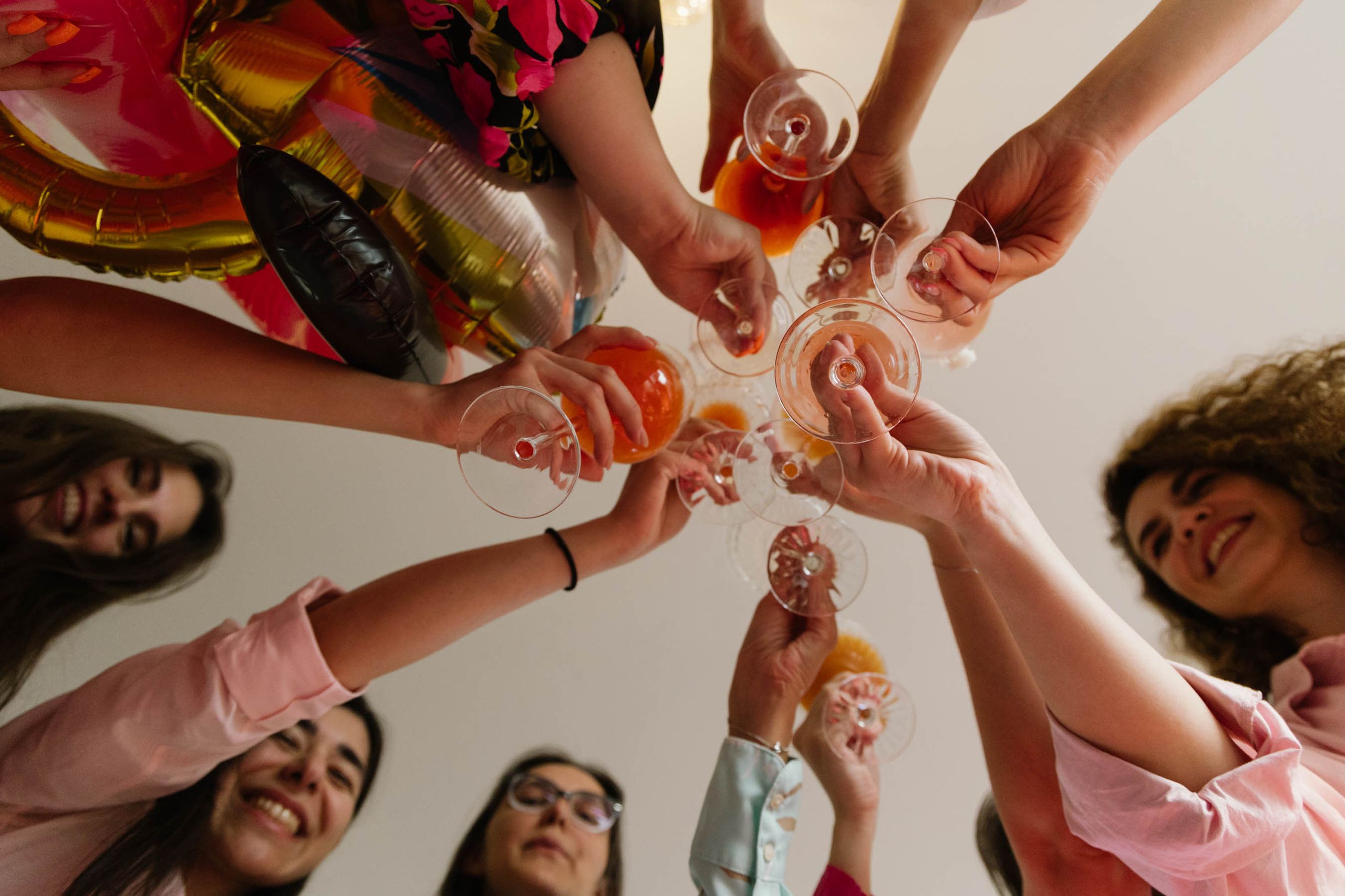 Девичник в отеле. Портретный и репортажный фотограф в Москве Олеся Лисарк