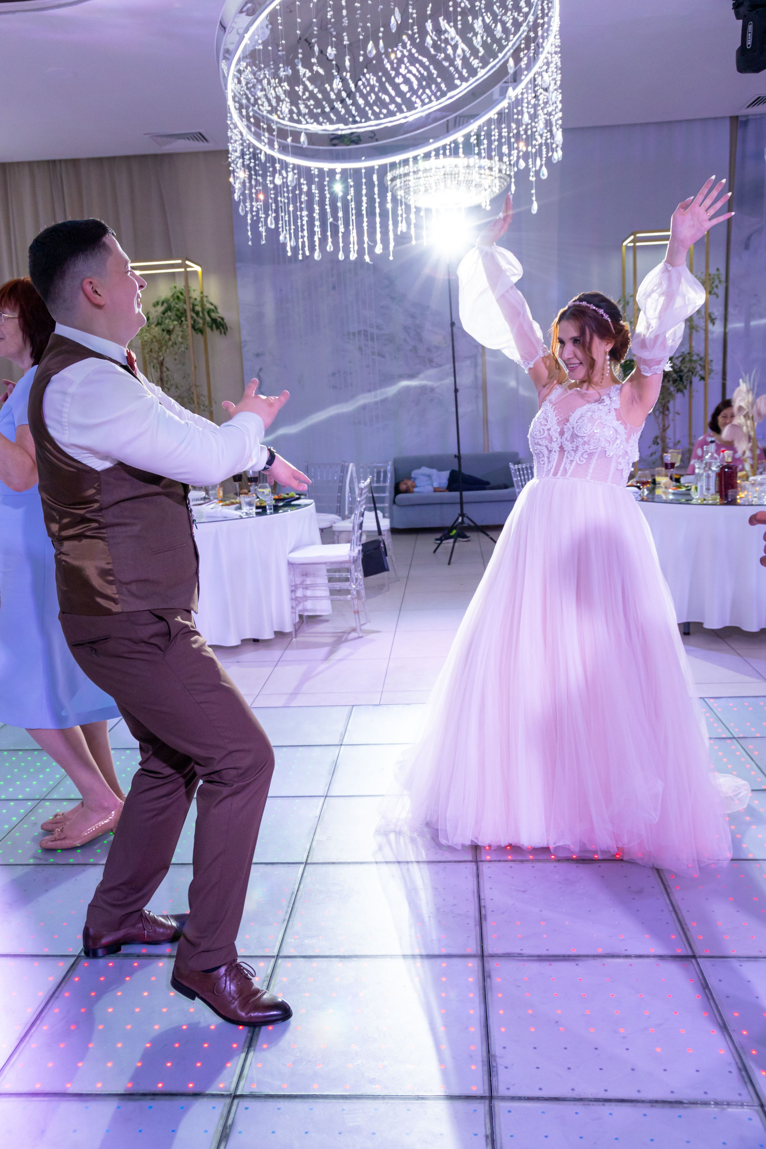 Фотограф на банкет свадьбы, юбилея в Санкт-Петербурге. Фотограф на праздник, корпоратив, День Рождения и Юбилей в г. Санкт-Петербурге Алексей Анкушев