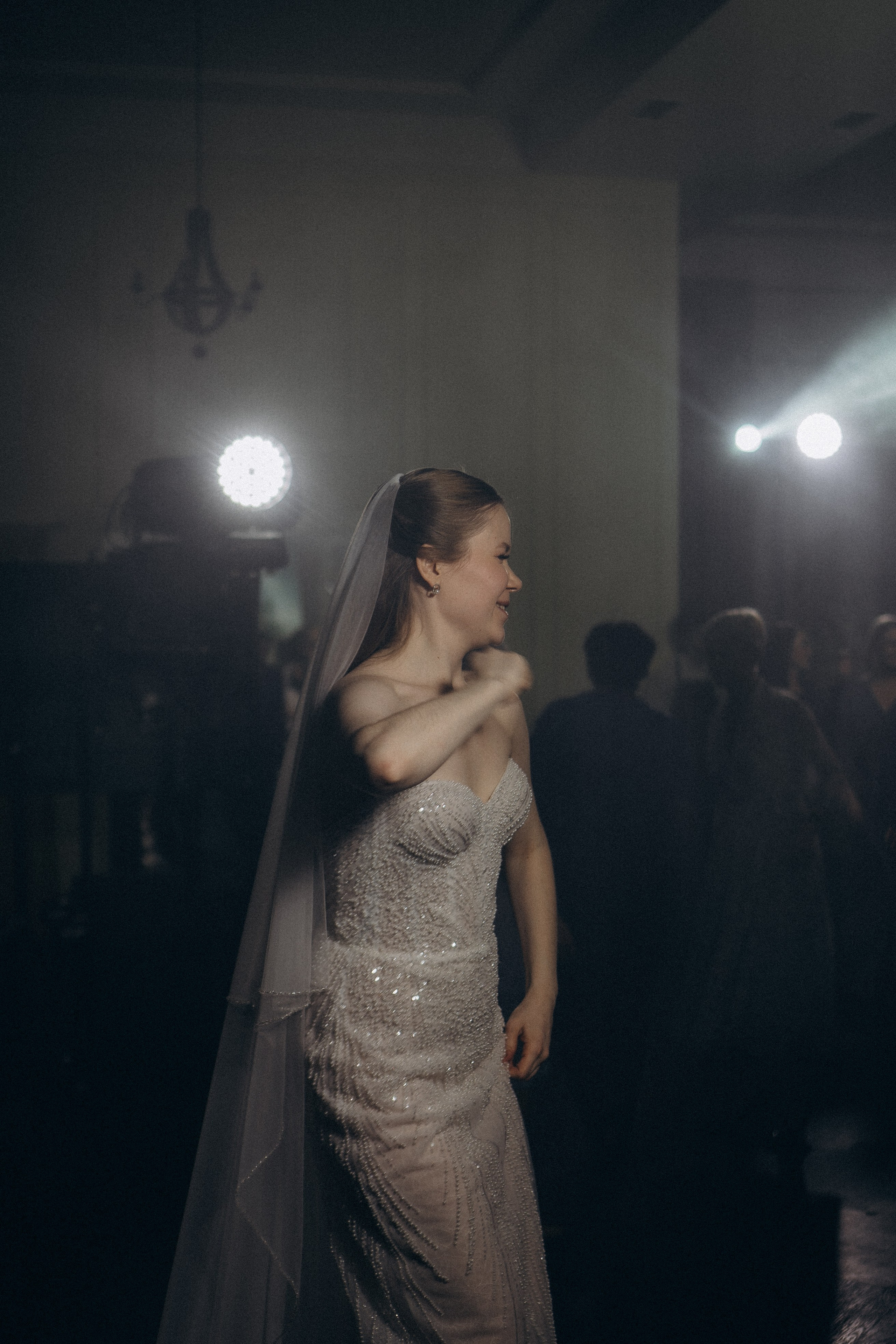 СВАДЕБНАЯ СЬЕМКА СБОРОВ В ОТЕЛЕ И ВЫЕЗД НА ЦЕРЕМОНИЮ (СНЯТО В СИБИРЕ В НИЖНЕВАРТОВСКЕ). Профессиональный фотограф, Санкт-Петербург — Виктория Богомолова