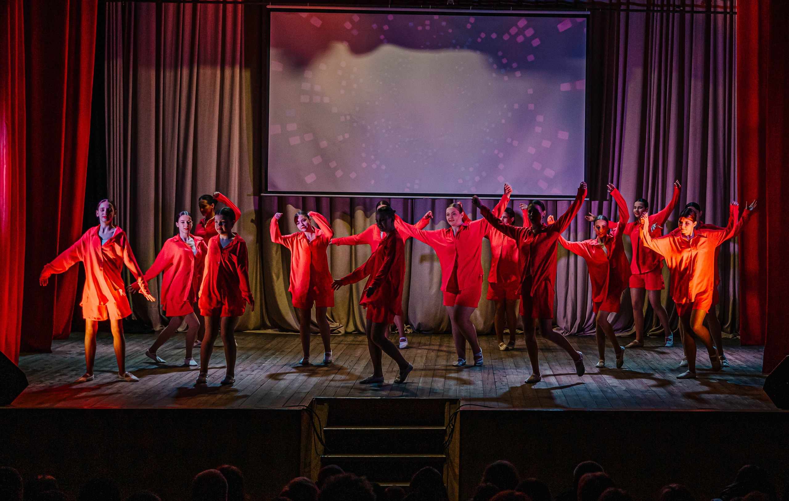 Отчетный концерт хореографического коллектива Пульс!. Фотограф Дарья Маташкова
