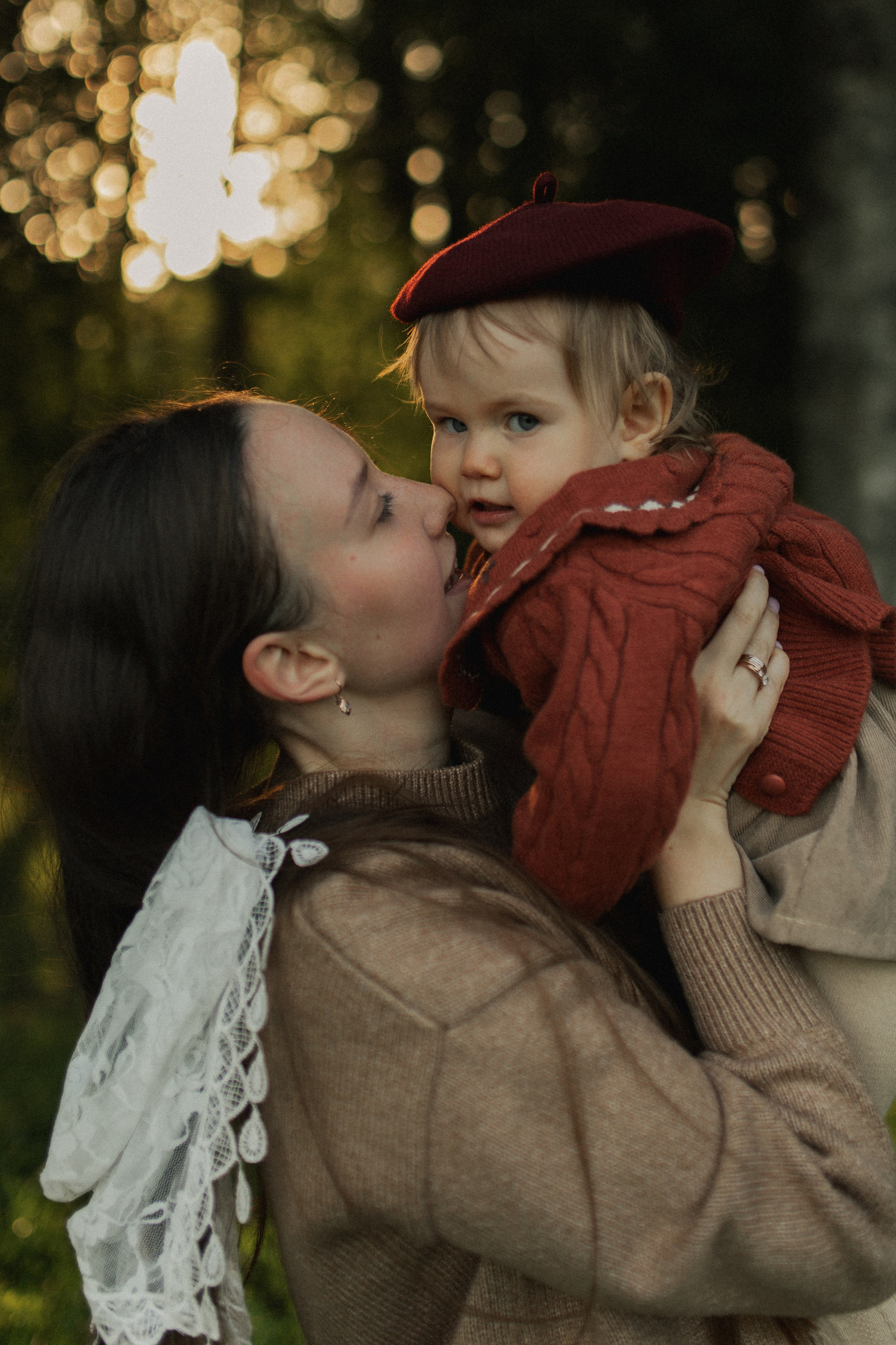 София и Мира. Главная