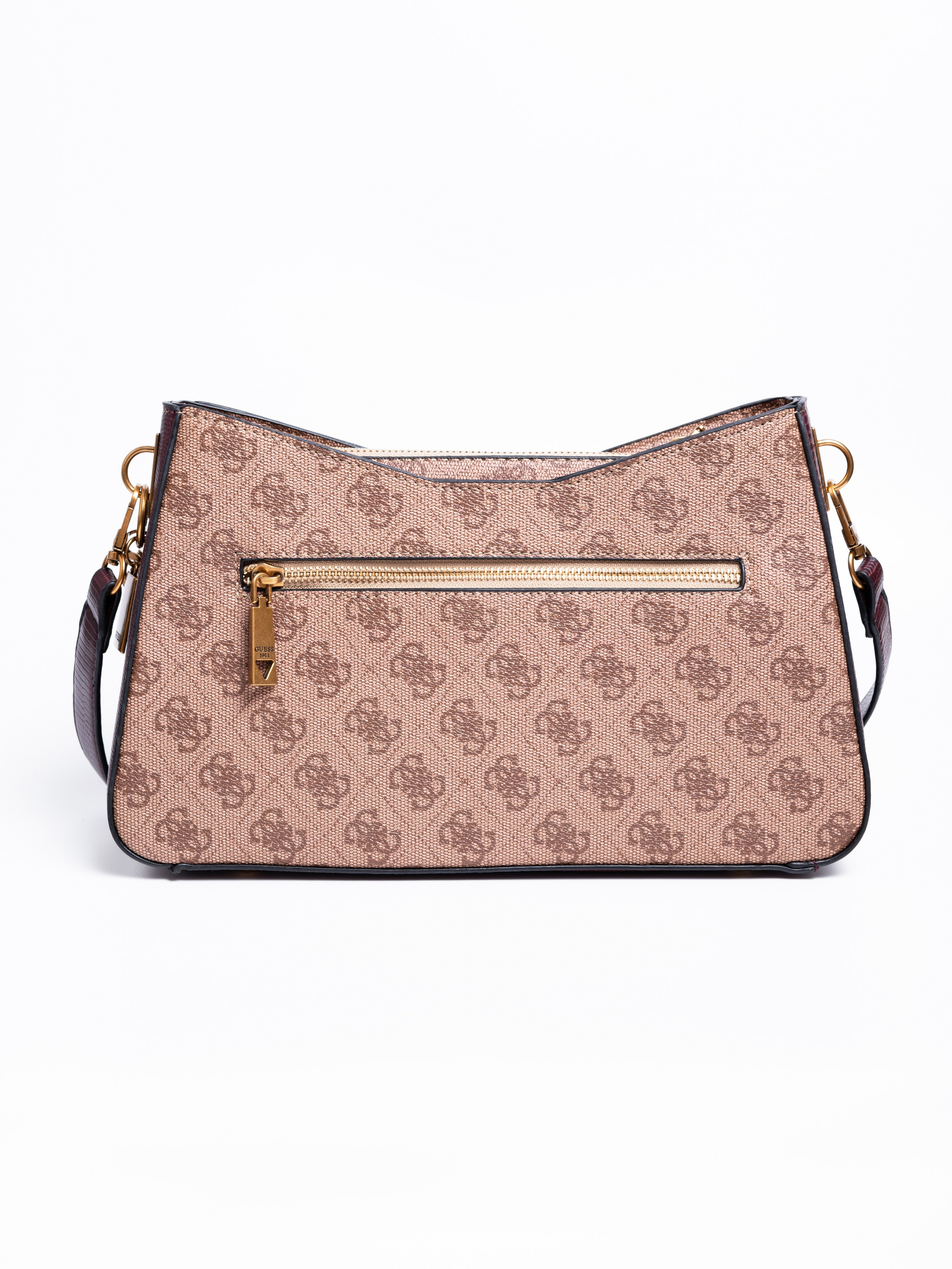 Сумки. Предметный фотограф, фото для маркетплейсов Пятигорск, КМВ