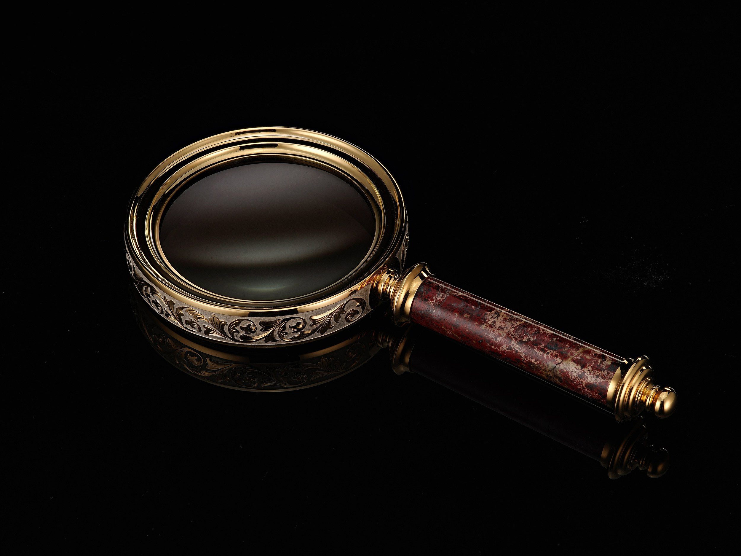 Камнерезные изделия. Предметная фотосъемка антиквариата, ювелирных украшений, камнерезных изделий, картин, предметов искусства и коллекционных предметов