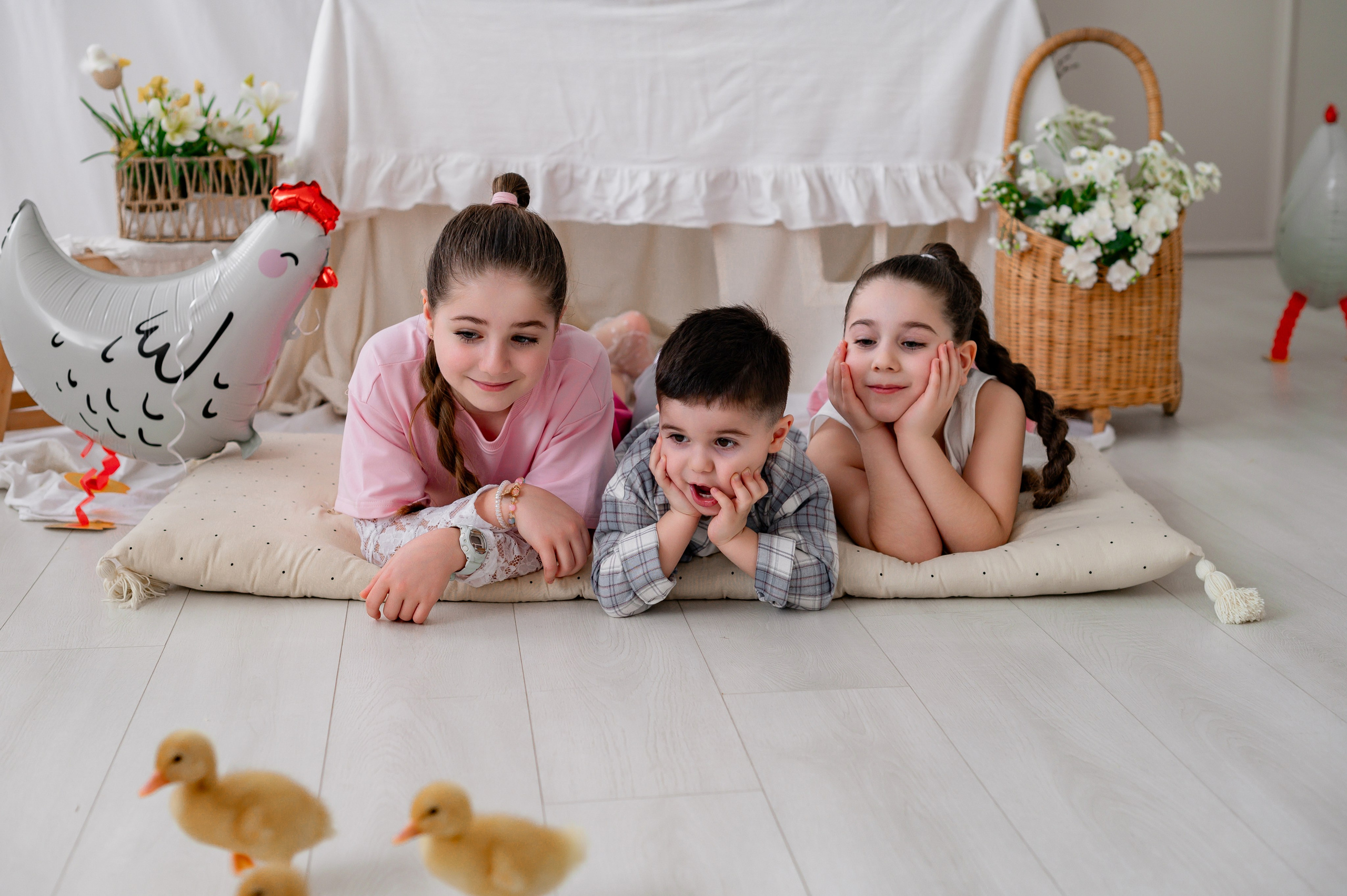 Лев Арина Вика Алена. Фотограф Татьяна Иванчикова