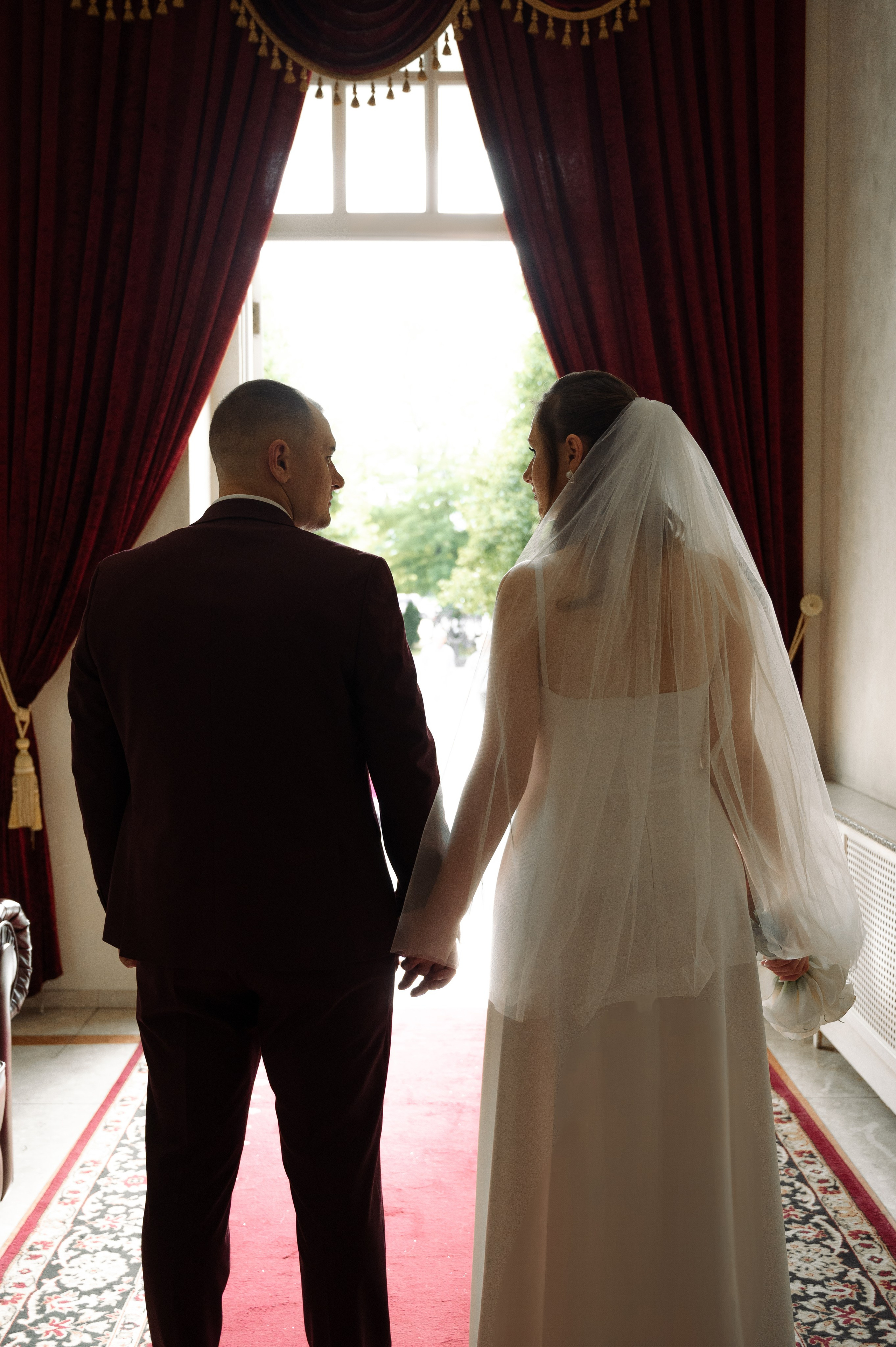 Загс (студия и прогулка). Свадебный и семейный фотограф в Краснодаре Алина Мельник