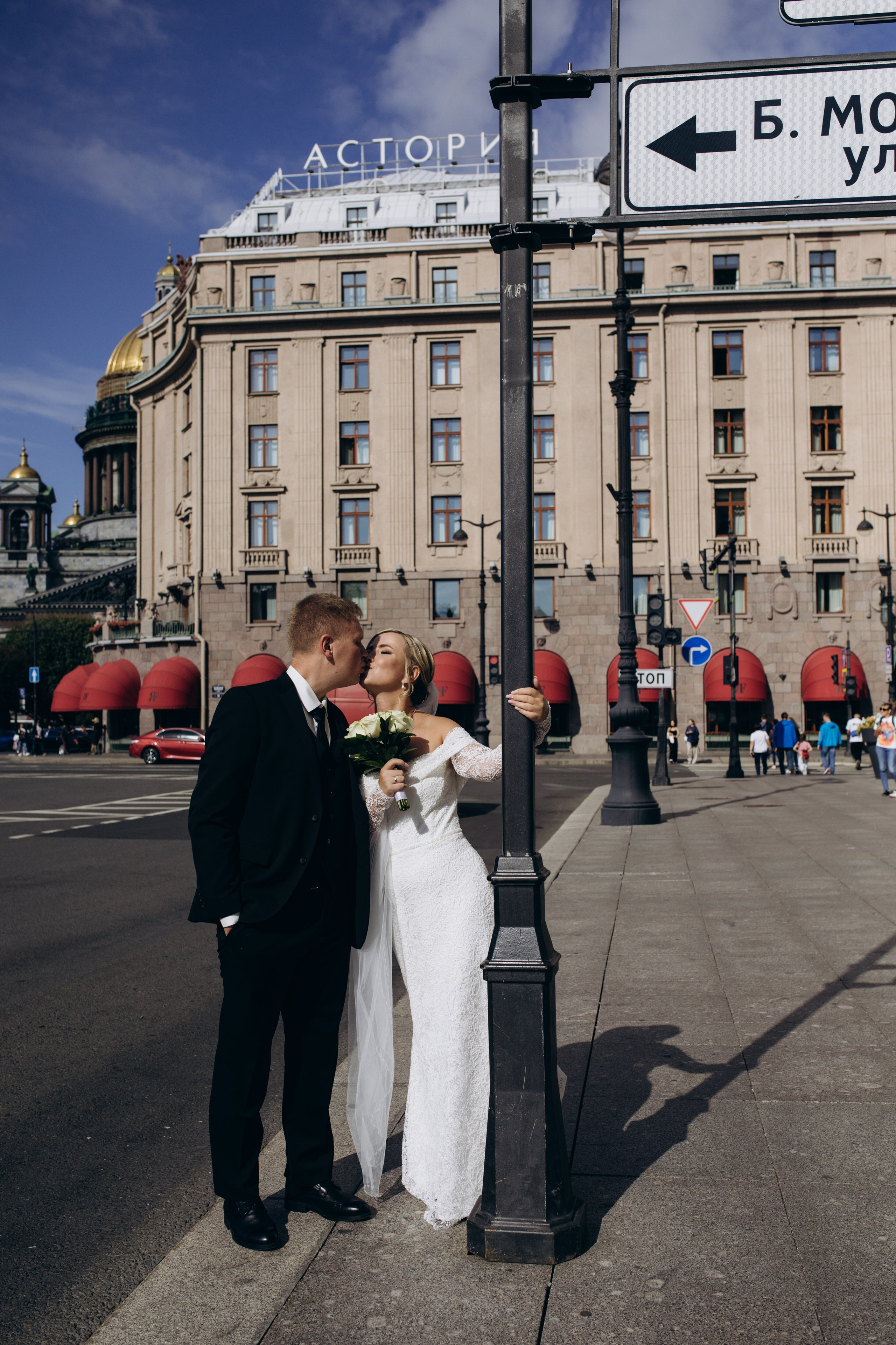 Свадебная регистрация в Загсе на Английской Набережной в Санкт-Петербурге. Фотограф в Санкт-Петербурге Разиля Идиятуллина