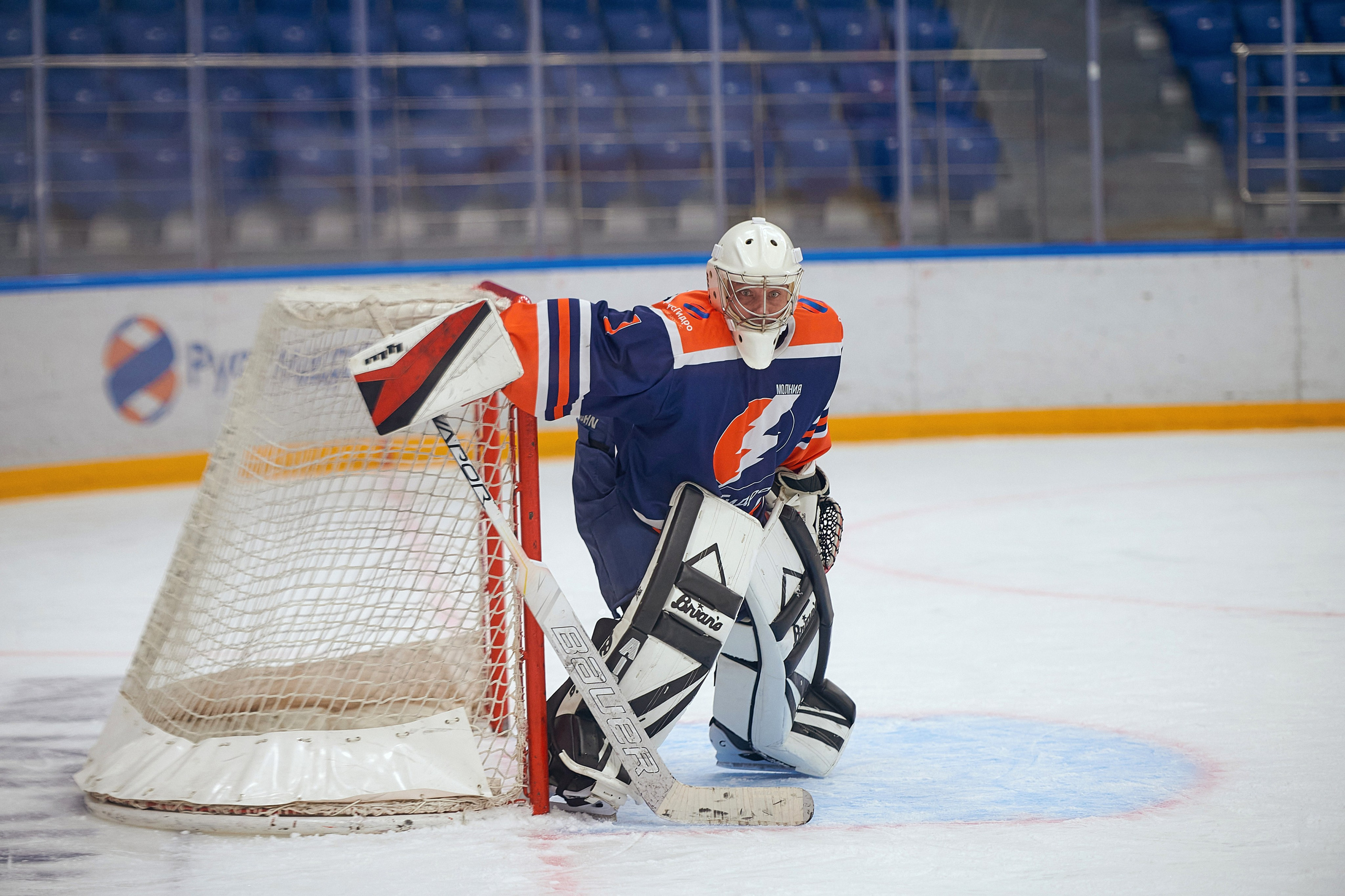 Портфолио репортажной фотосъёмки: Кристалл арена — Хоккей — РусГидро. Фотограф Яковлев Роман — Красноярск